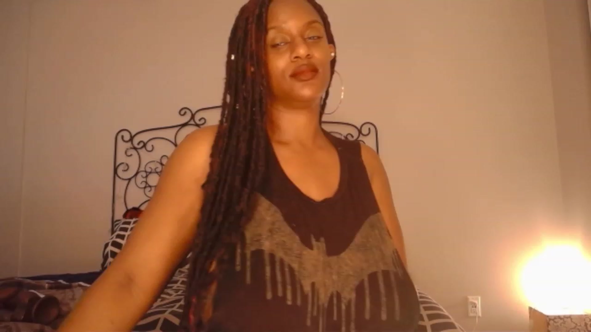 Gallery image thumbnail from TheIconicGirl's myfreecams stream on, 04/15/2023, 16:05 image 9 of 20
