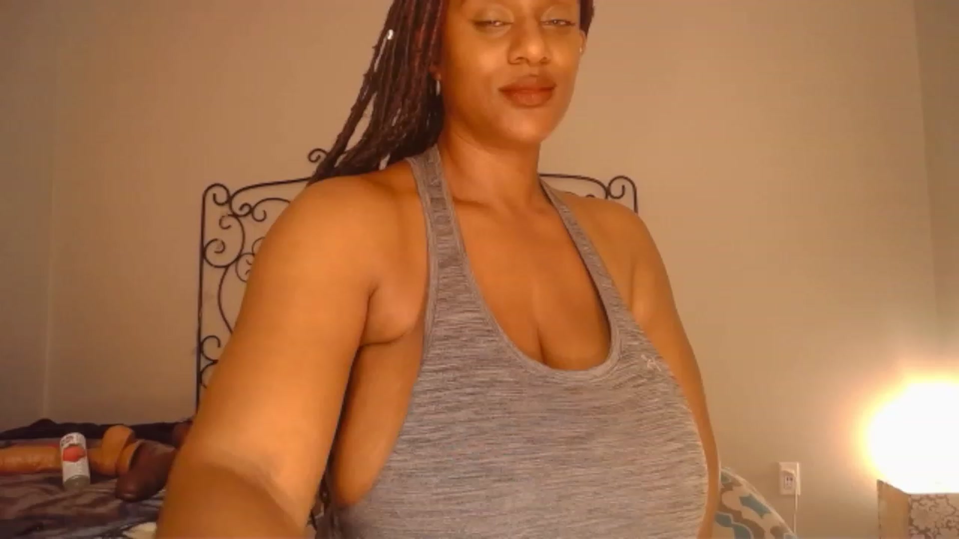 Gallery image thumbnail from TheIconicGirl's myfreecams stream on, 05/09/2023, 24:34 image 2 of 20