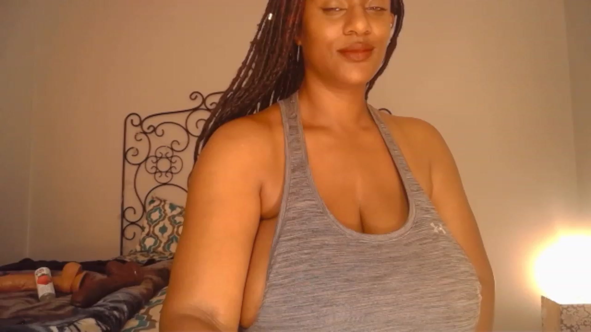 Gallery image thumbnail from TheIconicGirl's myfreecams stream on, 05/09/2023, 24:34 image 11 of 20