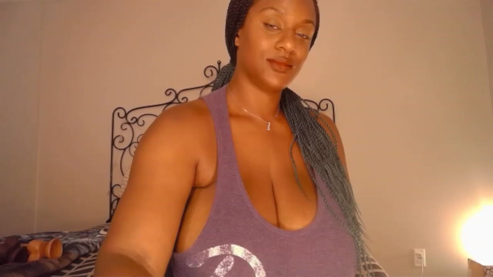 Gallery image thumbnail from TheIconicGirl's myfreecams stream on, 06/27/2023, 15:53 image 12 of 20