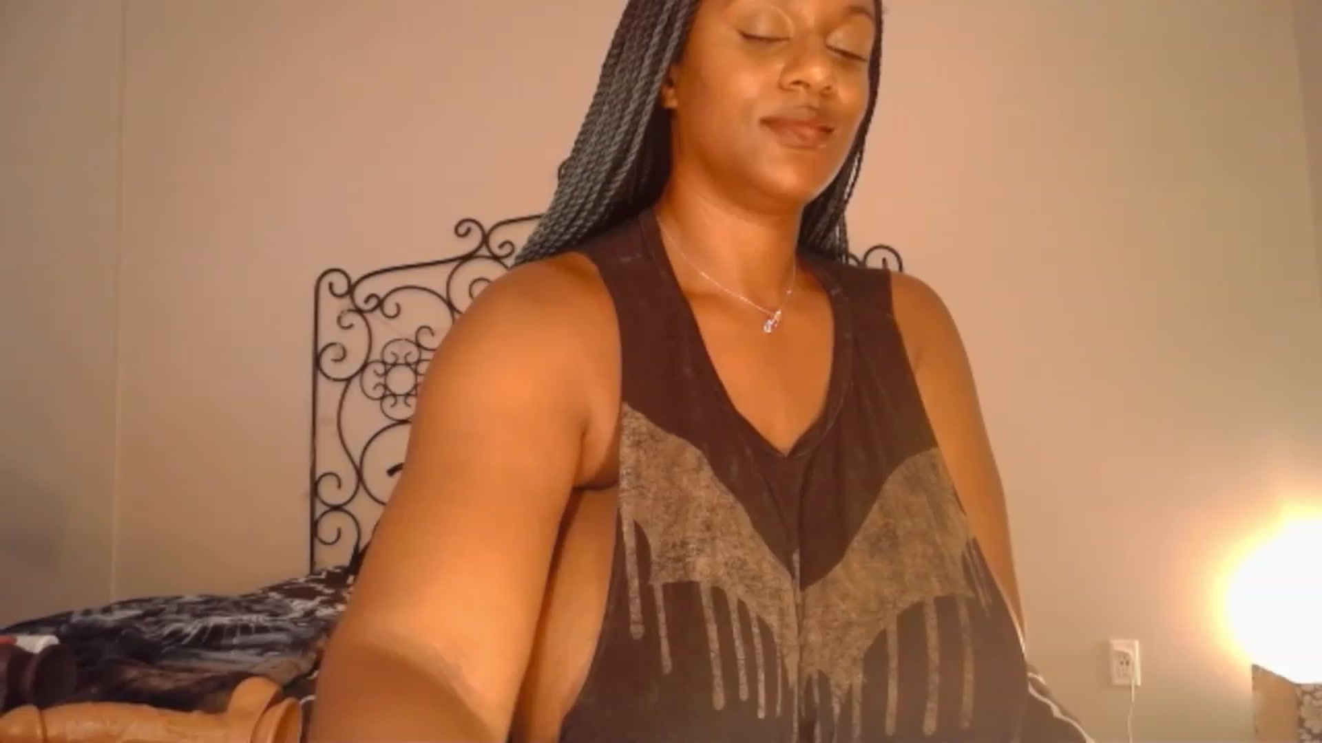 Gallery image thumbnail from TheIconicGirl's myfreecams stream on, 06/29/2023, 19:50 image 13 of 20
