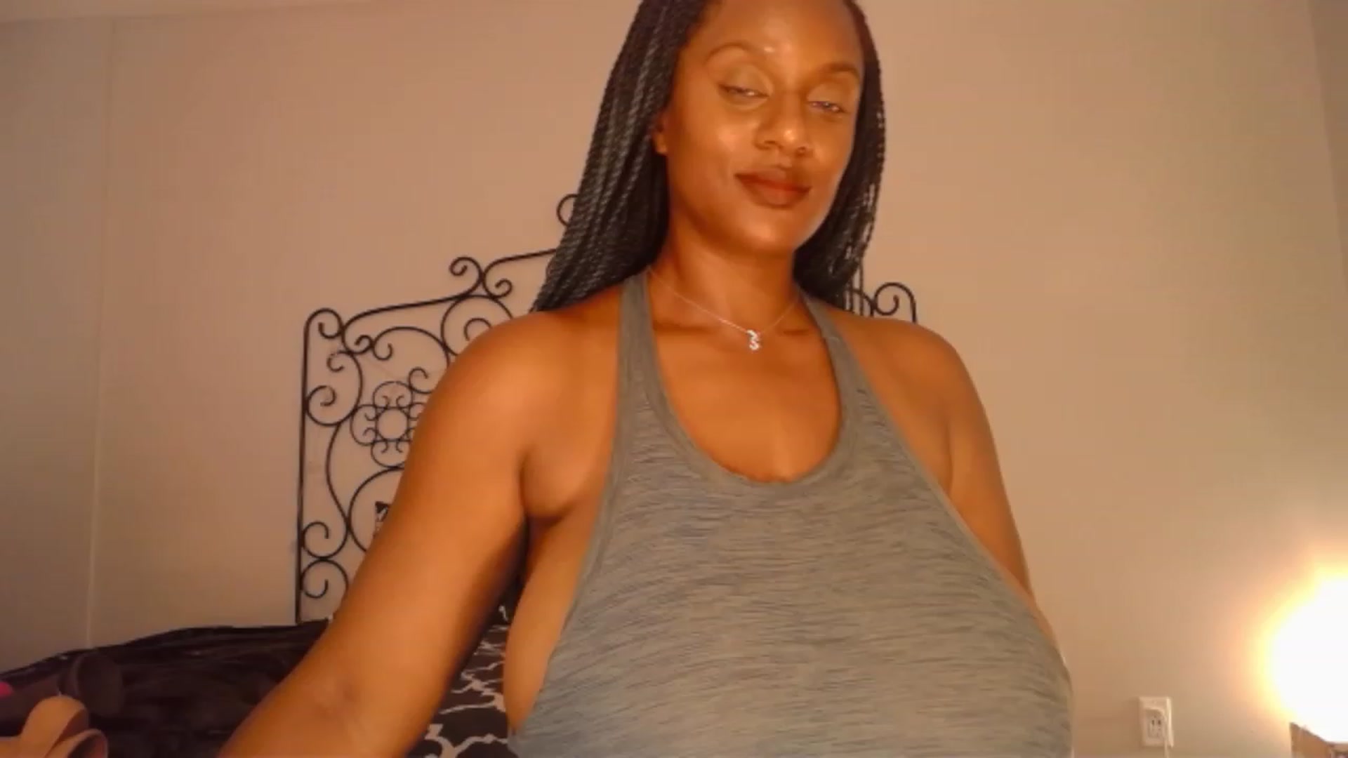 Gallery image thumbnail from TheIconicGirl's myfreecams stream on, 07/11/2023, 17:04 image 9 of 20