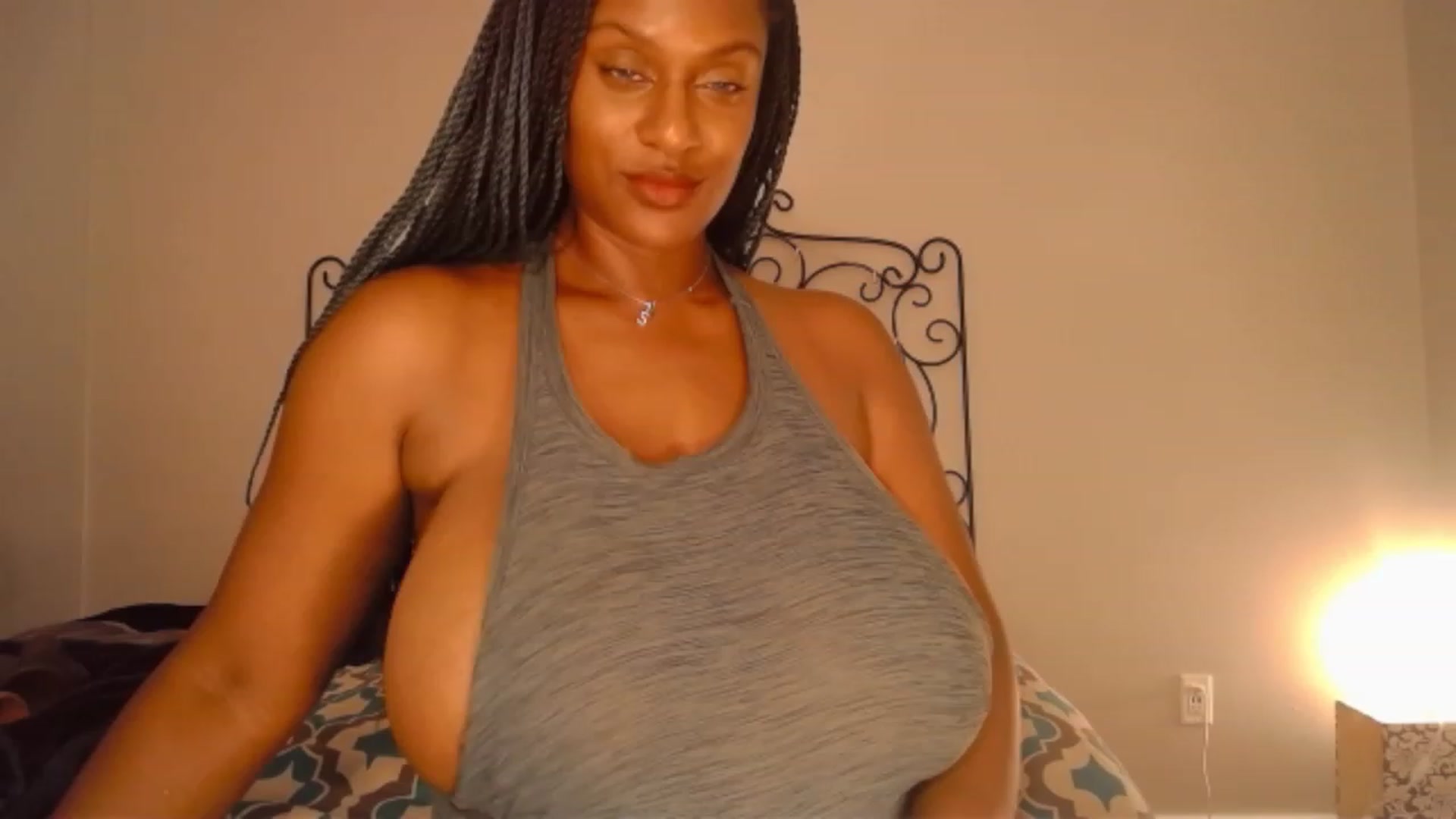 Gallery image thumbnail from TheIconicGirl's myfreecams stream on, 07/19/2023, 23:43 image 13 of 20