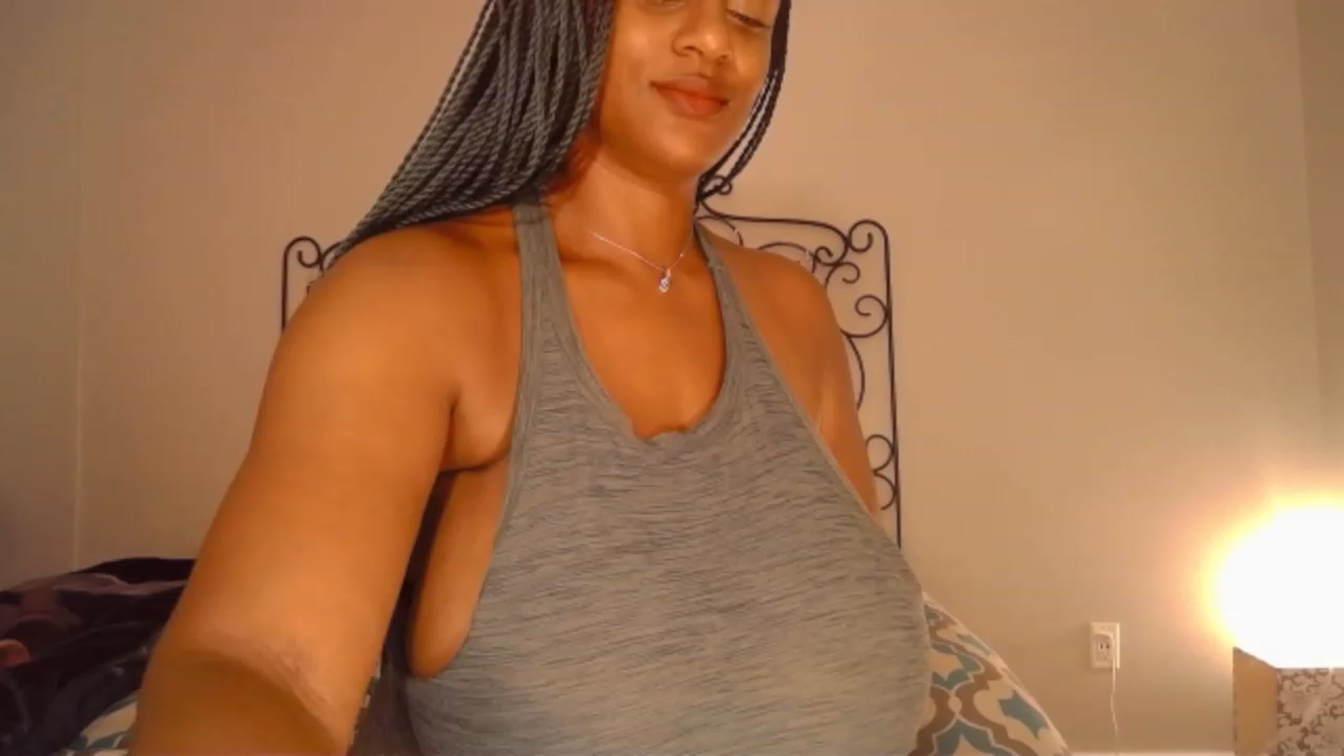 Gallery image thumbnail from TheIconicGirl's myfreecams stream on, 07/19/2023, 23:43 image 9 of 20