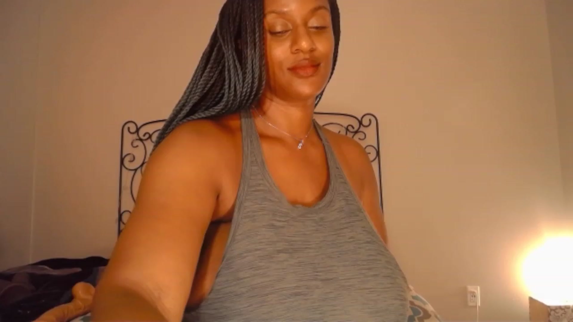 Gallery image thumbnail from TheIconicGirl's myfreecams stream on, 07/20/2023, 24:08 image 11 of 20