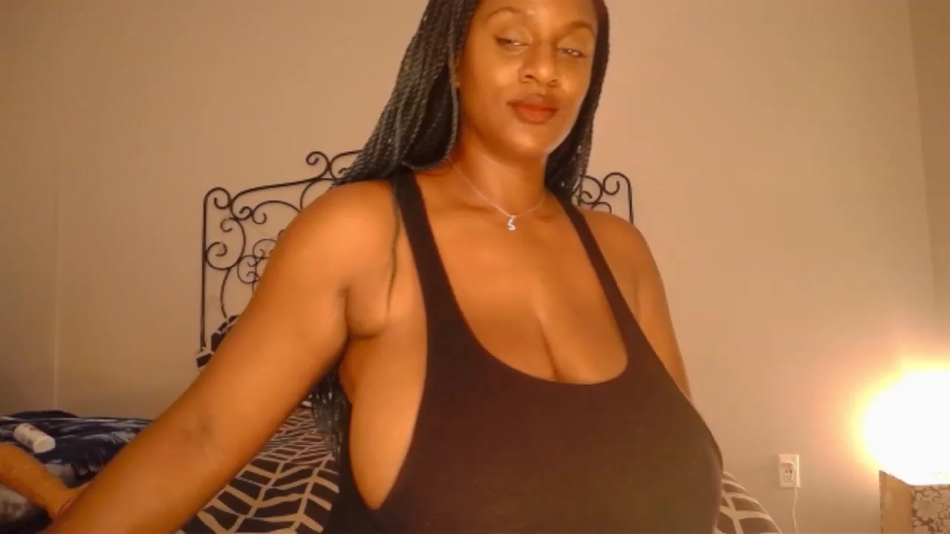 Gallery image thumbnail from TheIconicGirl's myfreecams stream on, 07/24/2023, 23:34 image 3 of 20