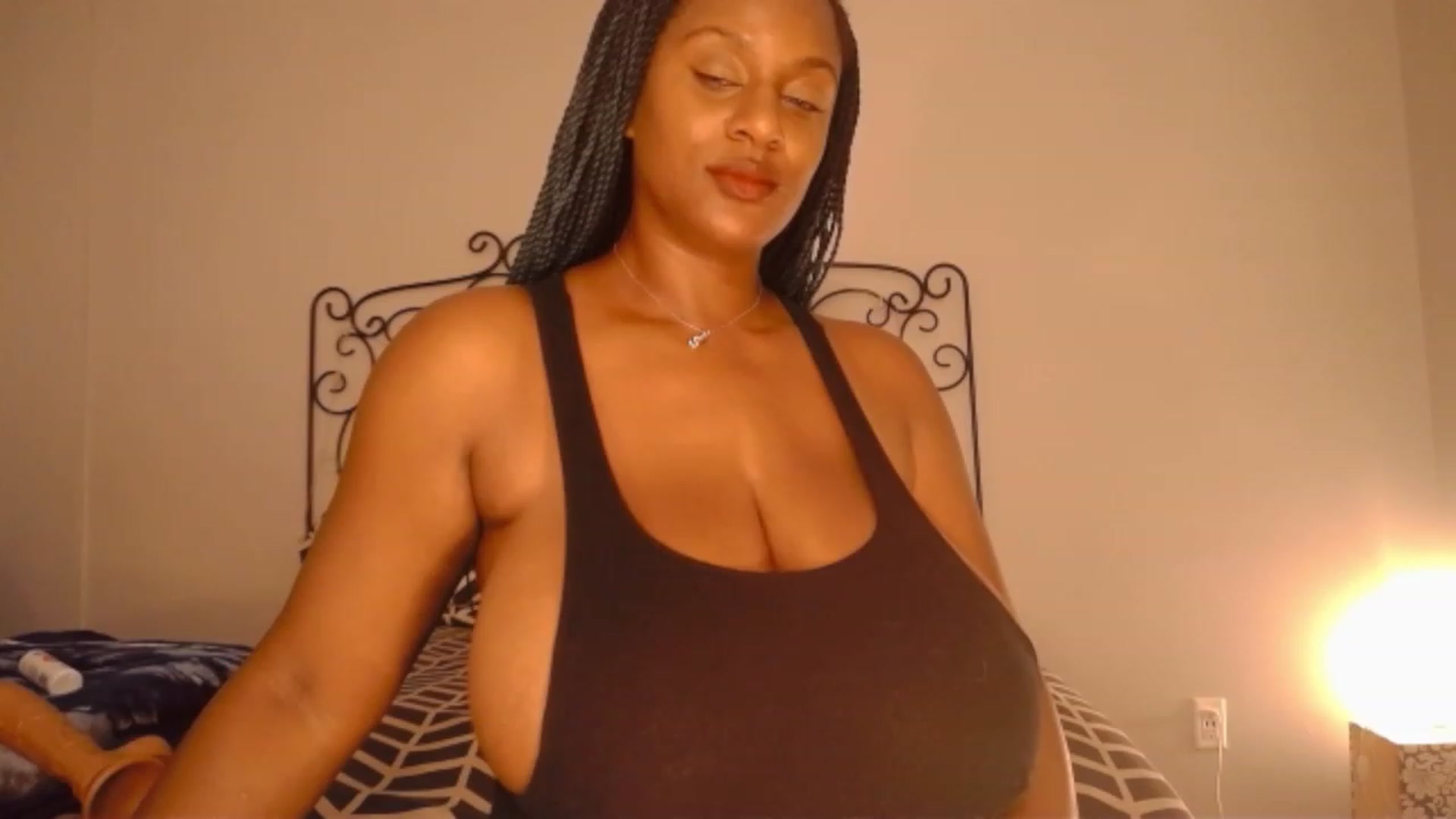 Gallery image thumbnail from TheIconicGirl's myfreecams stream on, 07/24/2023, 23:34 image 5 of 20