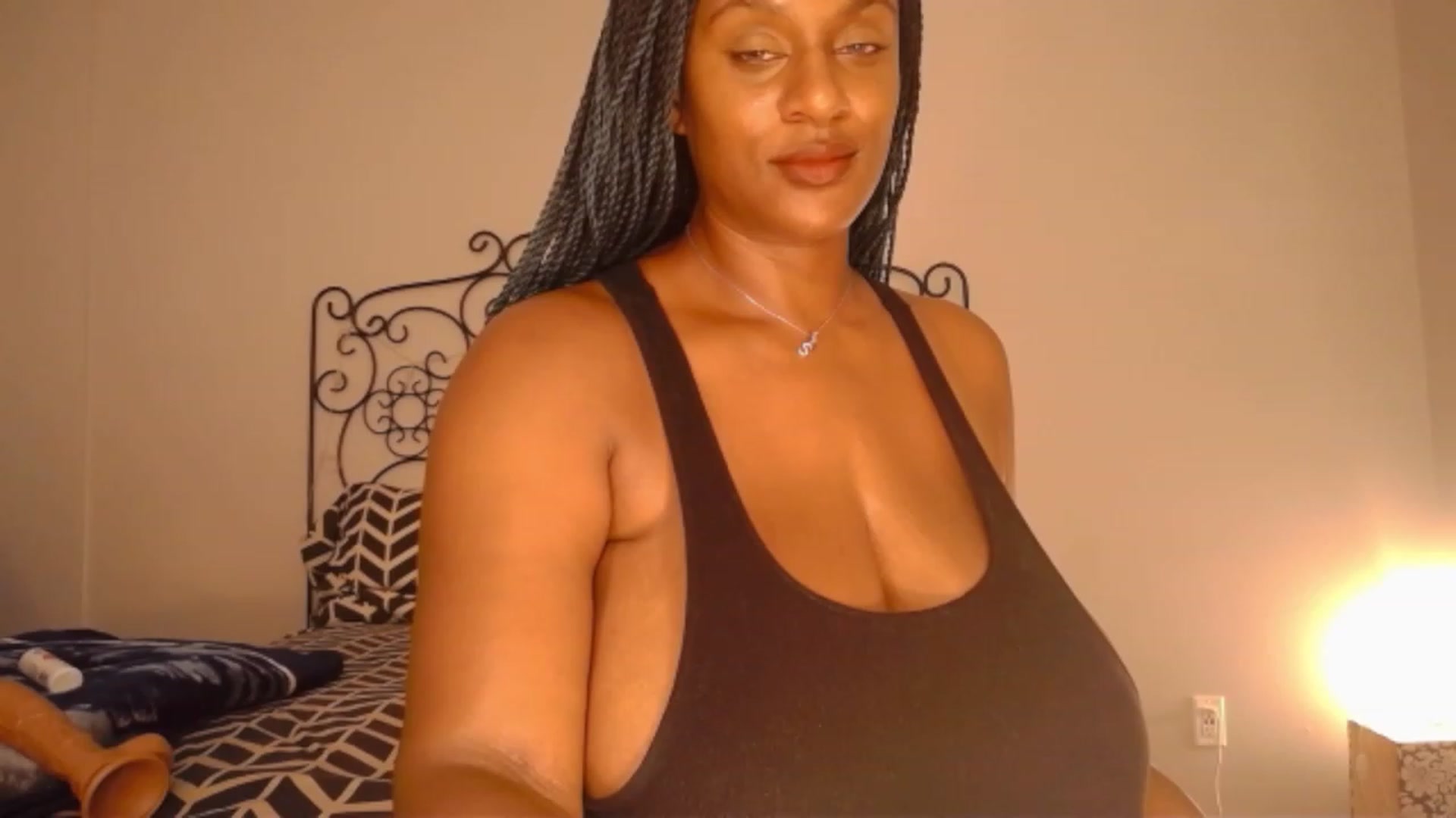 Gallery image thumbnail from TheIconicGirl's myfreecams stream on, 07/24/2023, 23:34 image 18 of 20