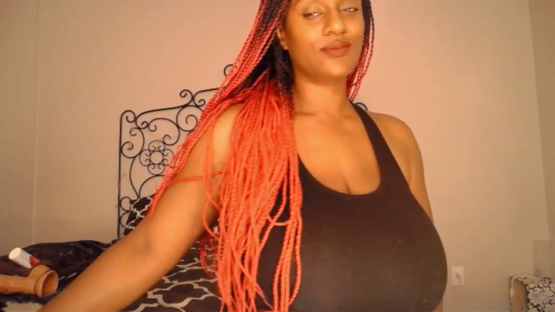 Gallery image thumbnail from TheIconicGirl's myfreecams stream on, 08/21/2023, 23:56 image 10 of 20