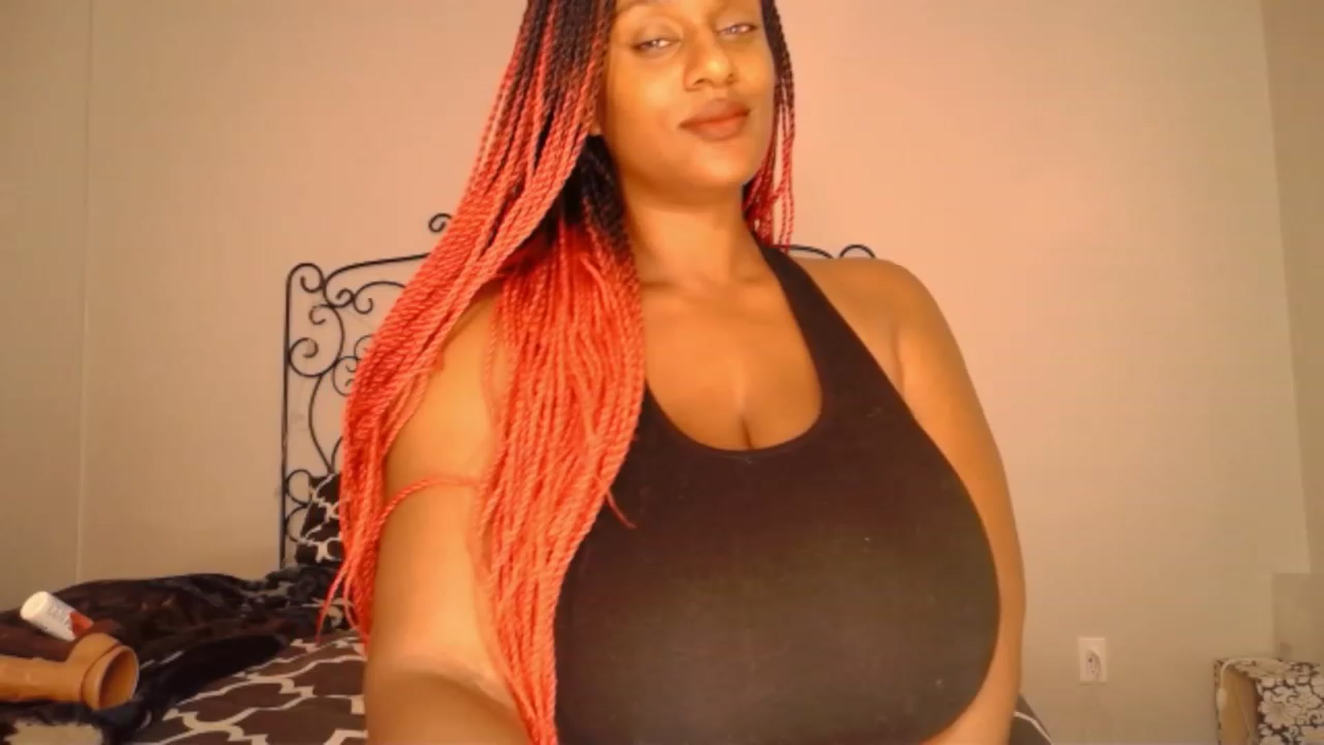 Gallery image thumbnail from TheIconicGirl's myfreecams stream on, 08/21/2023, 23:56 image 13 of 20