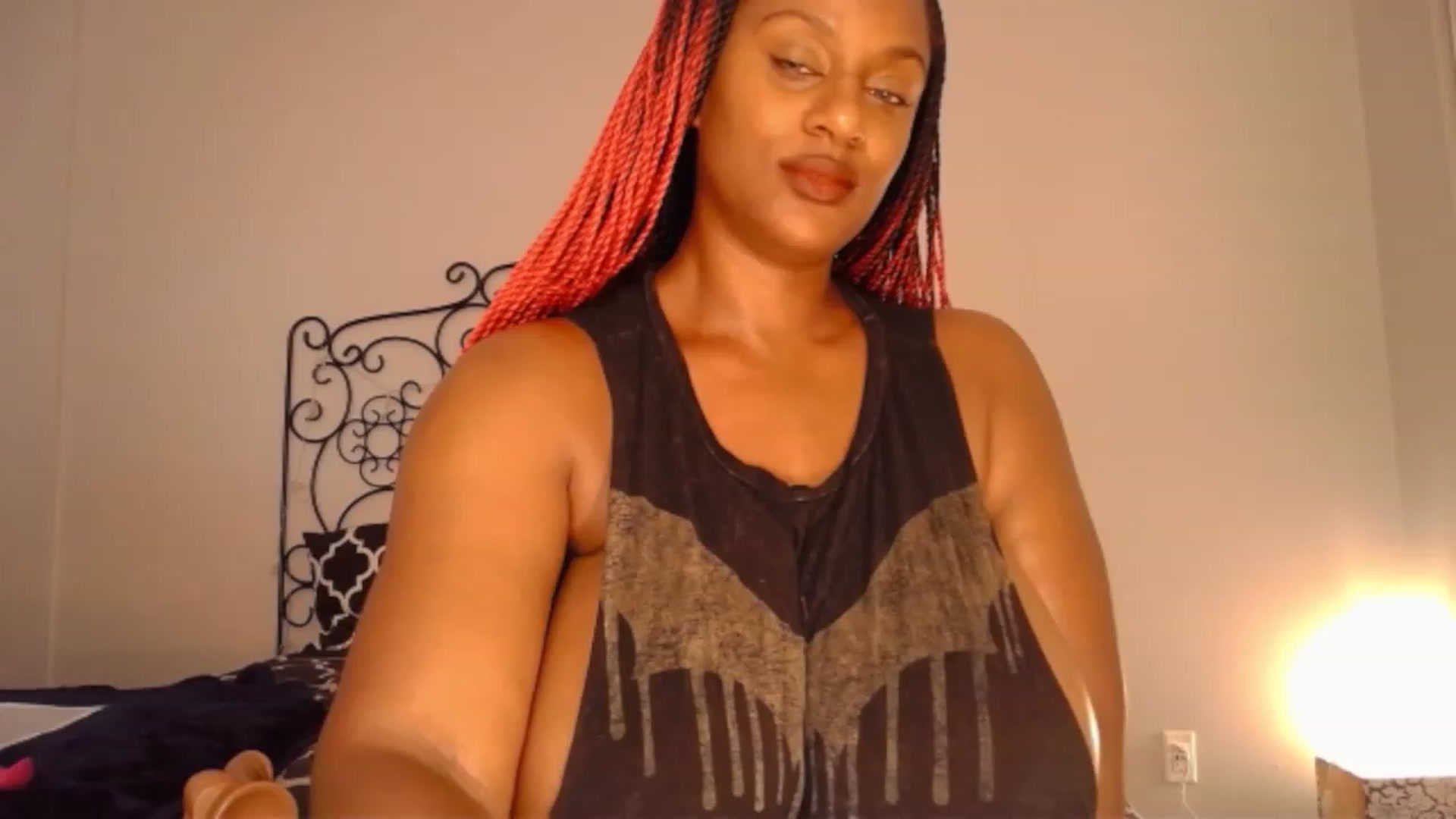 Gallery image thumbnail from TheIconicGirl's myfreecams stream on, 08/26/2023, 14:42 image 2 of 20