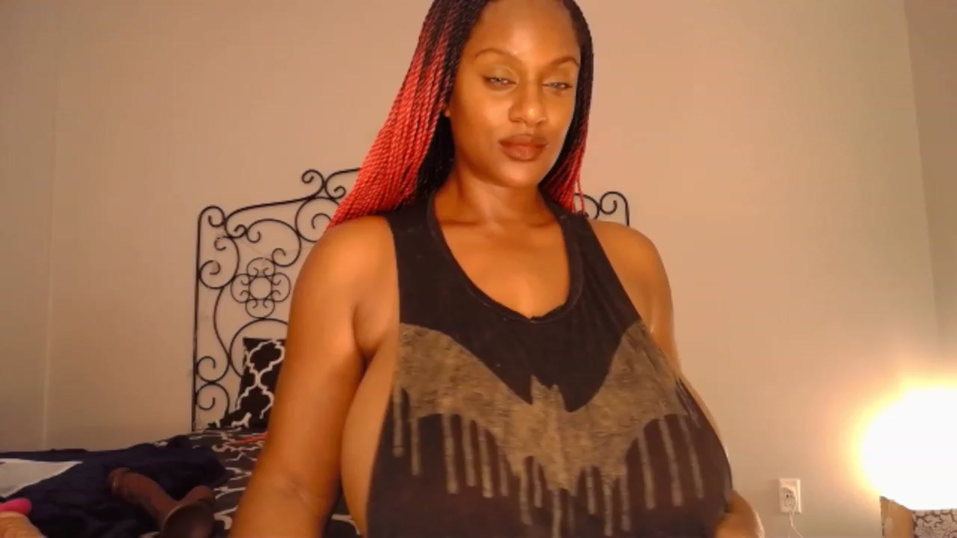 Gallery image thumbnail from TheIconicGirl's myfreecams stream on, 08/26/2023, 15:44 image 18 of 20
