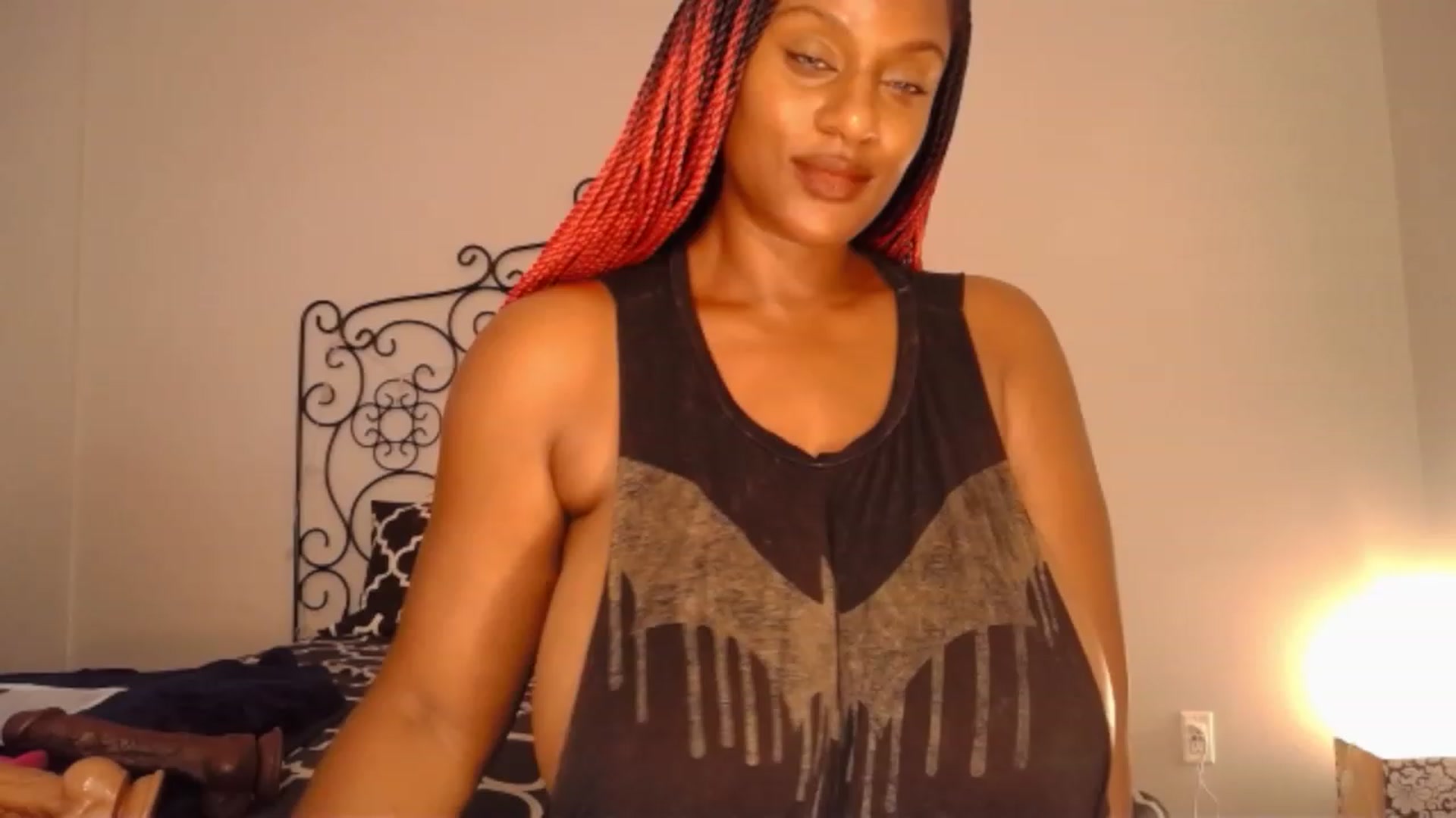 Gallery image thumbnail from TheIconicGirl's myfreecams stream on, 08/26/2023, 17:48 image 2 of 20