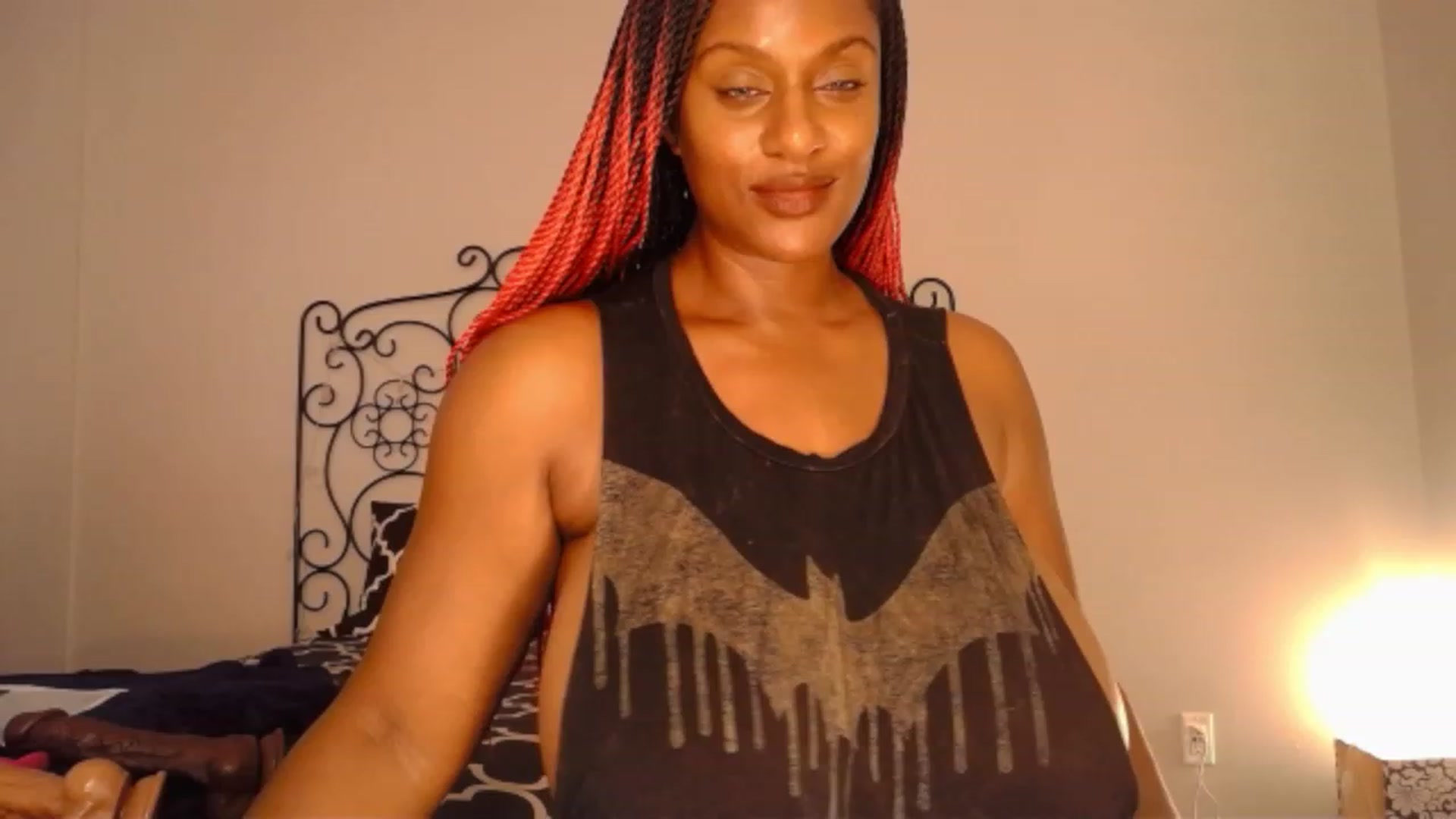 Gallery image thumbnail from TheIconicGirl's myfreecams stream on, 08/26/2023, 17:48 image 5 of 20
