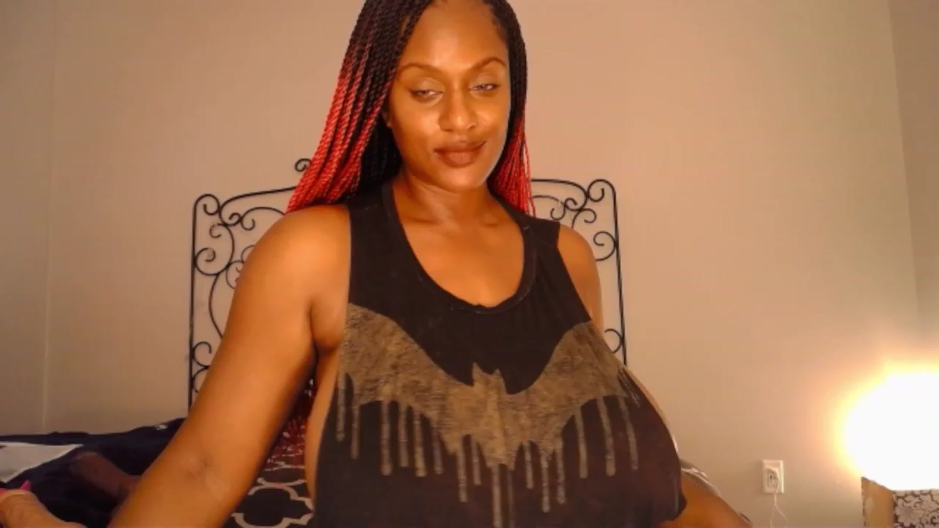 Gallery image thumbnail from TheIconicGirl's myfreecams stream on, 08/26/2023, 17:48 image 9 of 20
