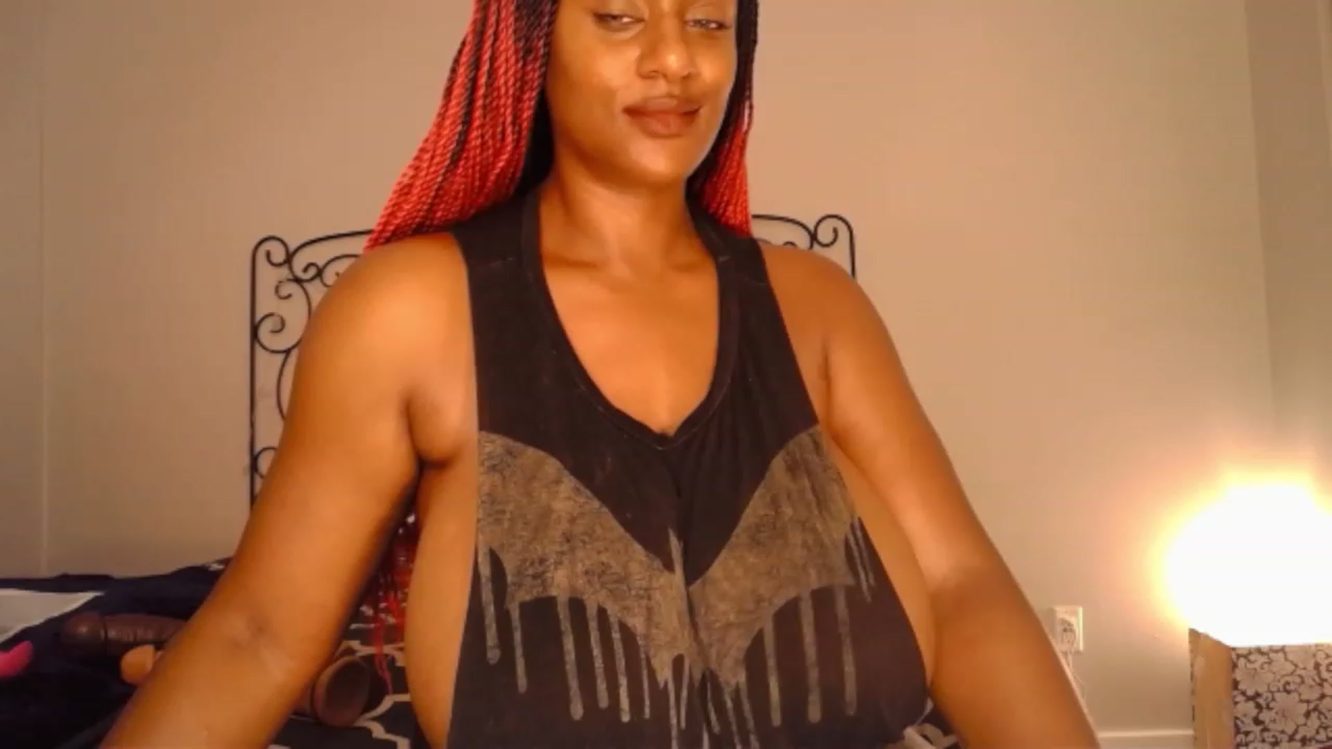 Gallery image thumbnail from TheIconicGirl's myfreecams stream on, 08/26/2023, 18:46 image 7 of 20