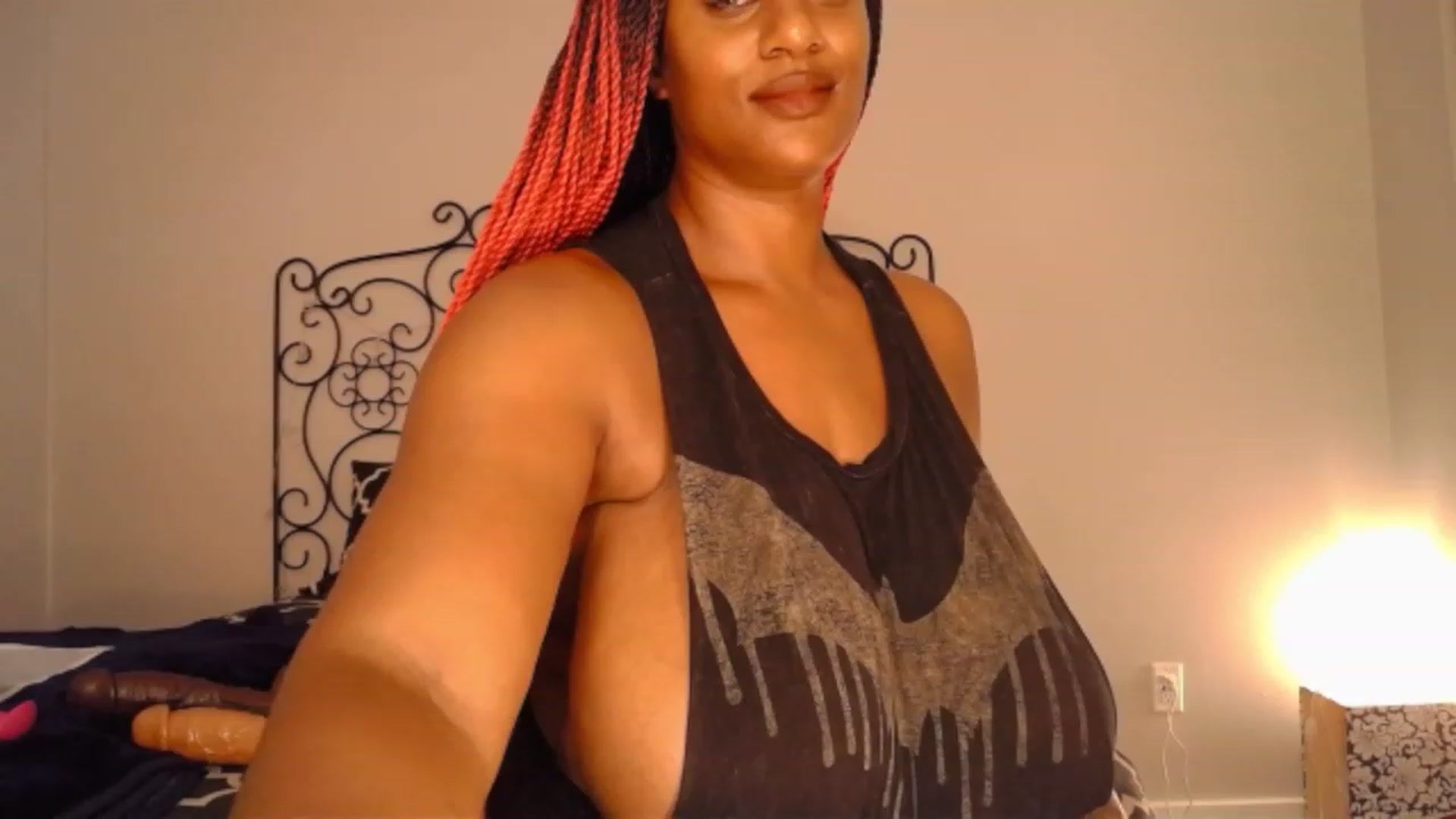 Gallery image thumbnail from TheIconicGirl's myfreecams stream on, 08/26/2023, 18:46 image 19 of 20