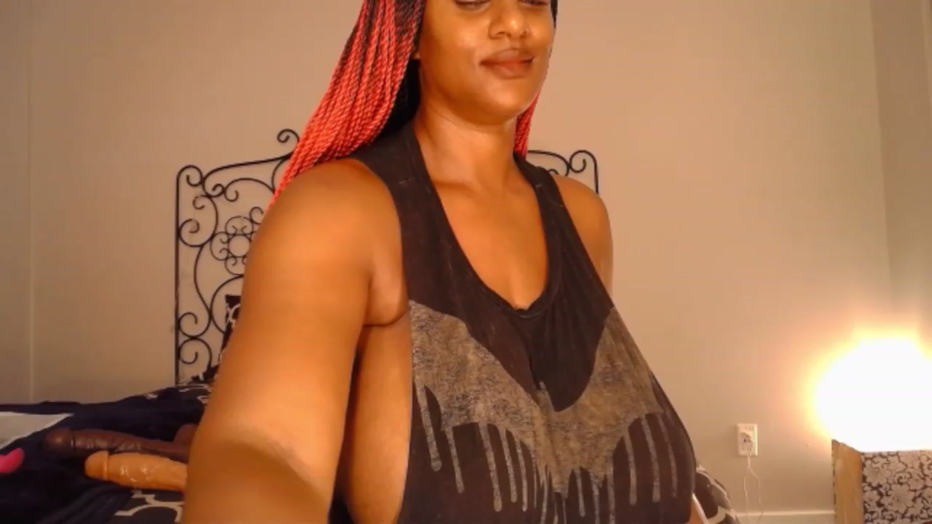 Gallery image thumbnail from TheIconicGirl's myfreecams stream on, 08/26/2023, 18:46 image 6 of 20