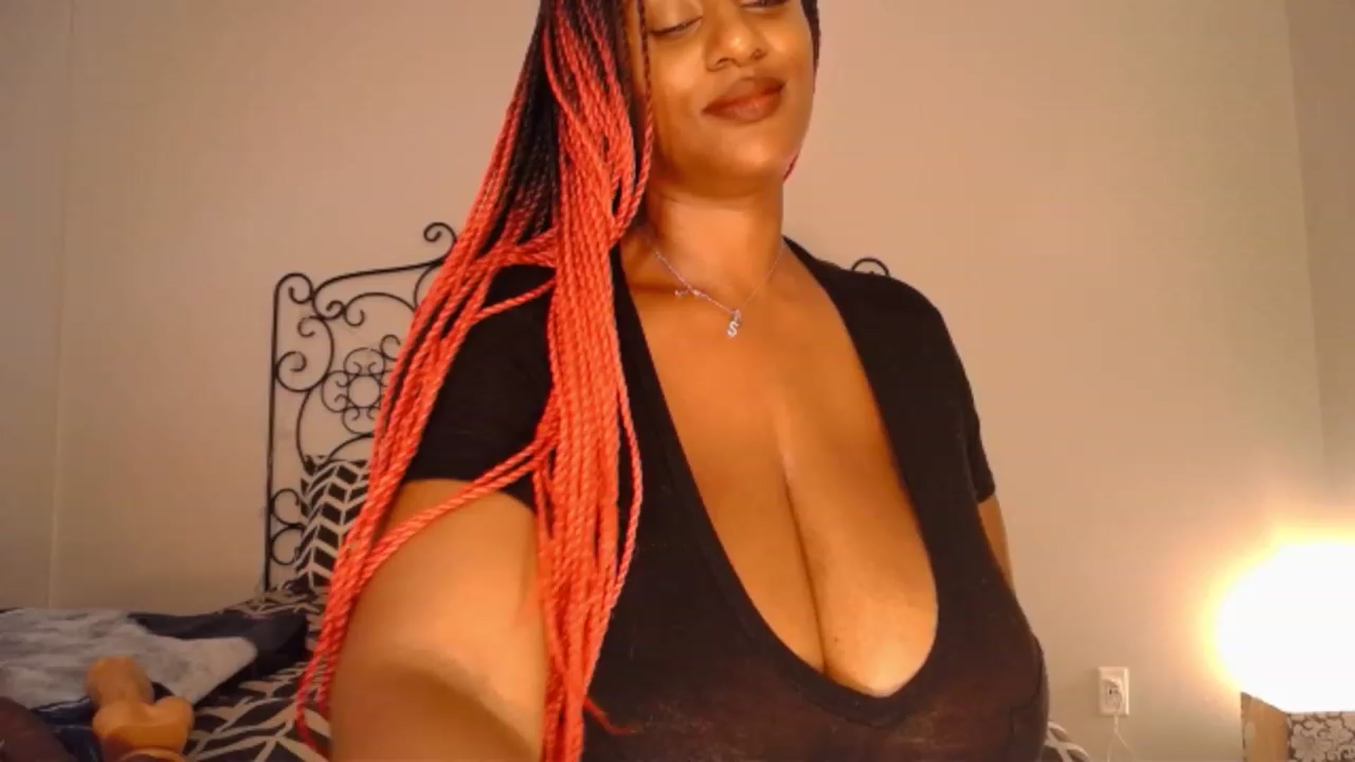 Gallery image thumbnail from TheIconicGirl's myfreecams stream on, 08/27/2023, 16:16 image 18 of 20