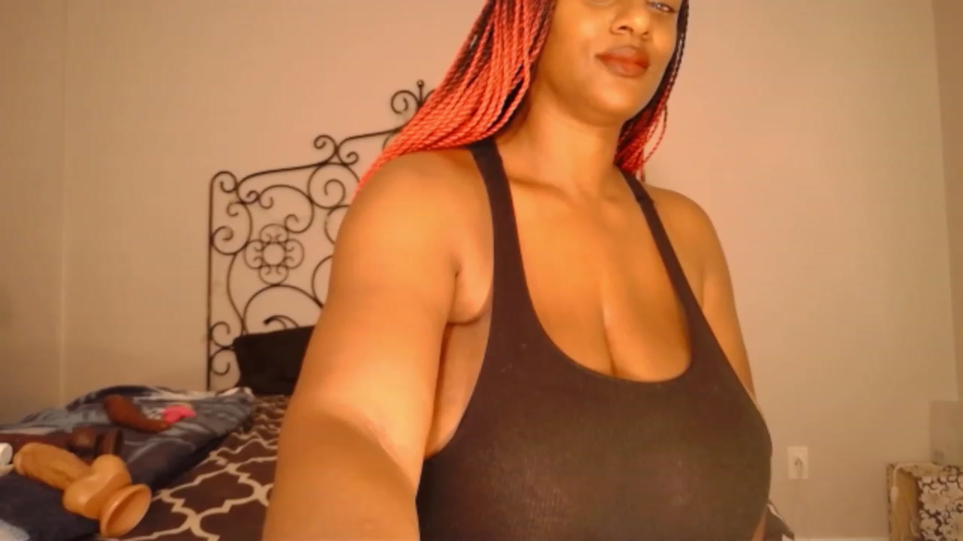 Gallery image thumbnail from TheIconicGirl's myfreecams stream on, 09/06/2023, 23:33 image 20 of 20