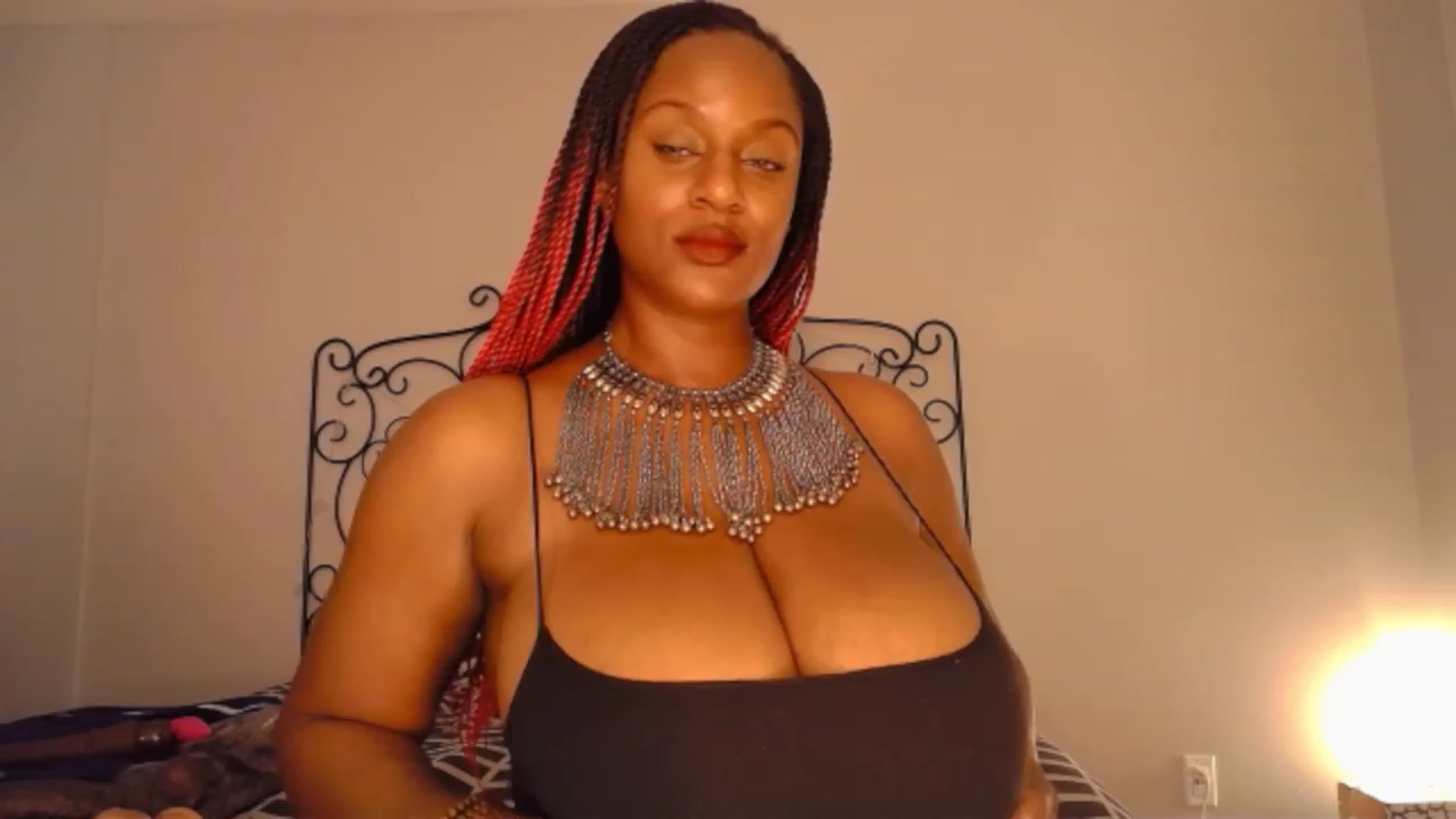 Gallery image thumbnail from TheIconicGirl's myfreecams stream on, 09/09/2023, 15:42 image 10 of 20