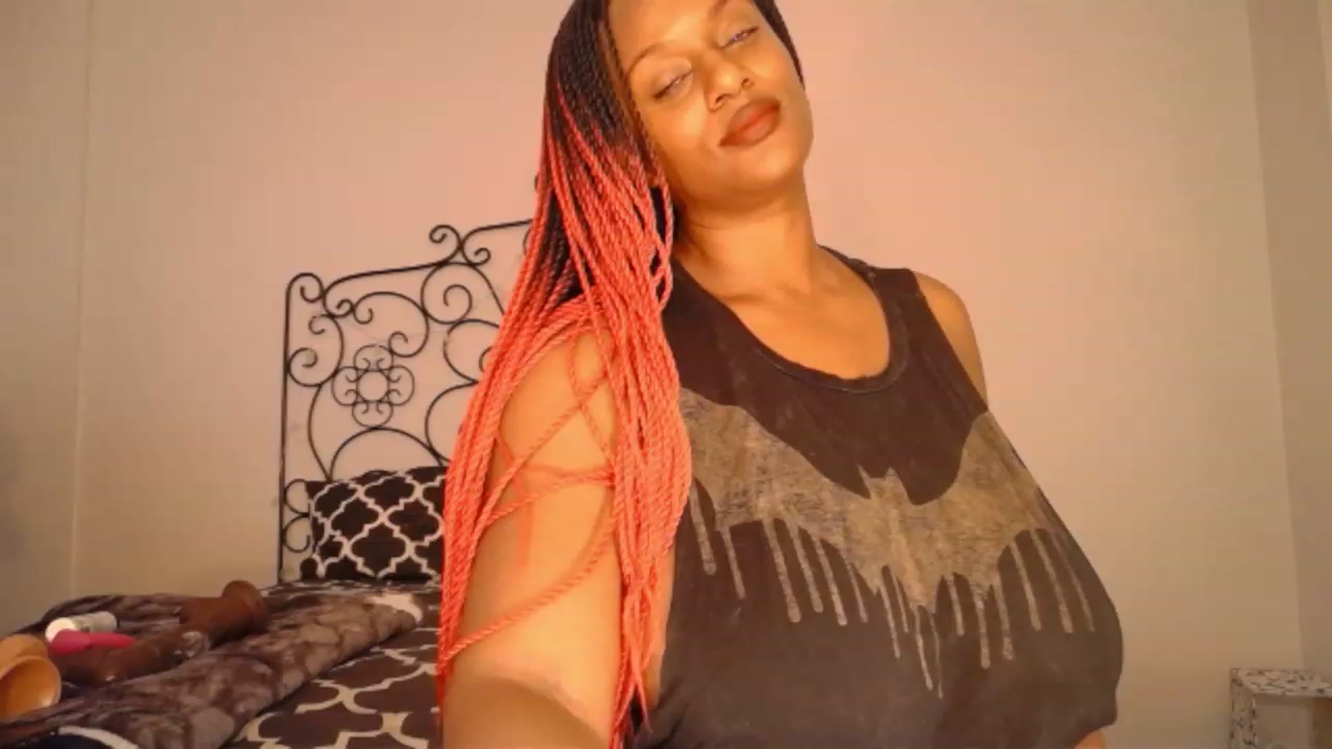 Gallery image thumbnail from TheIconicGirl's myfreecams stream on, 09/19/2023, 15:42 image 20 of 20