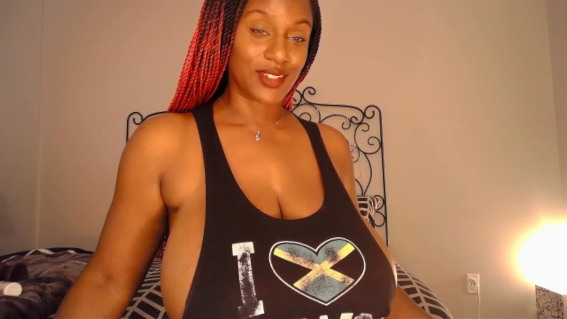 Gallery image thumbnail from TheIconicGirl's myfreecams stream on, 09/23/2023, 18:20 image 7 of 20