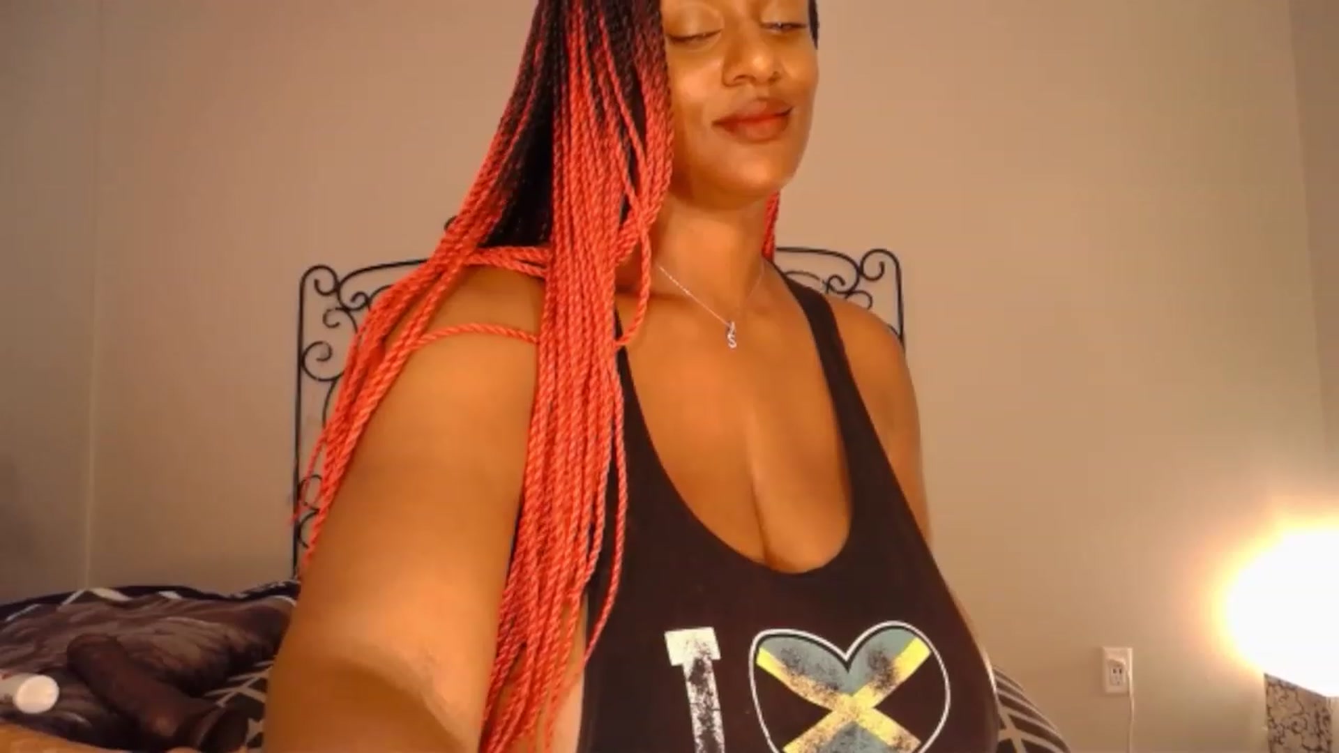 Gallery image thumbnail from TheIconicGirl's myfreecams stream on, 09/23/2023, 19:01 image 16 of 20