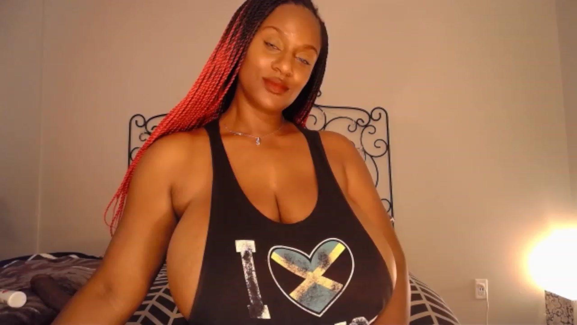 Gallery image thumbnail from TheIconicGirl's myfreecams stream on, 09/23/2023, 19:22 image 15 of 20