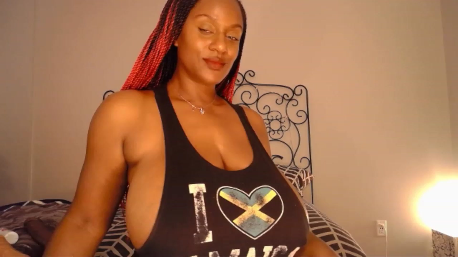Gallery image thumbnail from TheIconicGirl's myfreecams stream on, 09/23/2023, 20:19 image 4 of 20