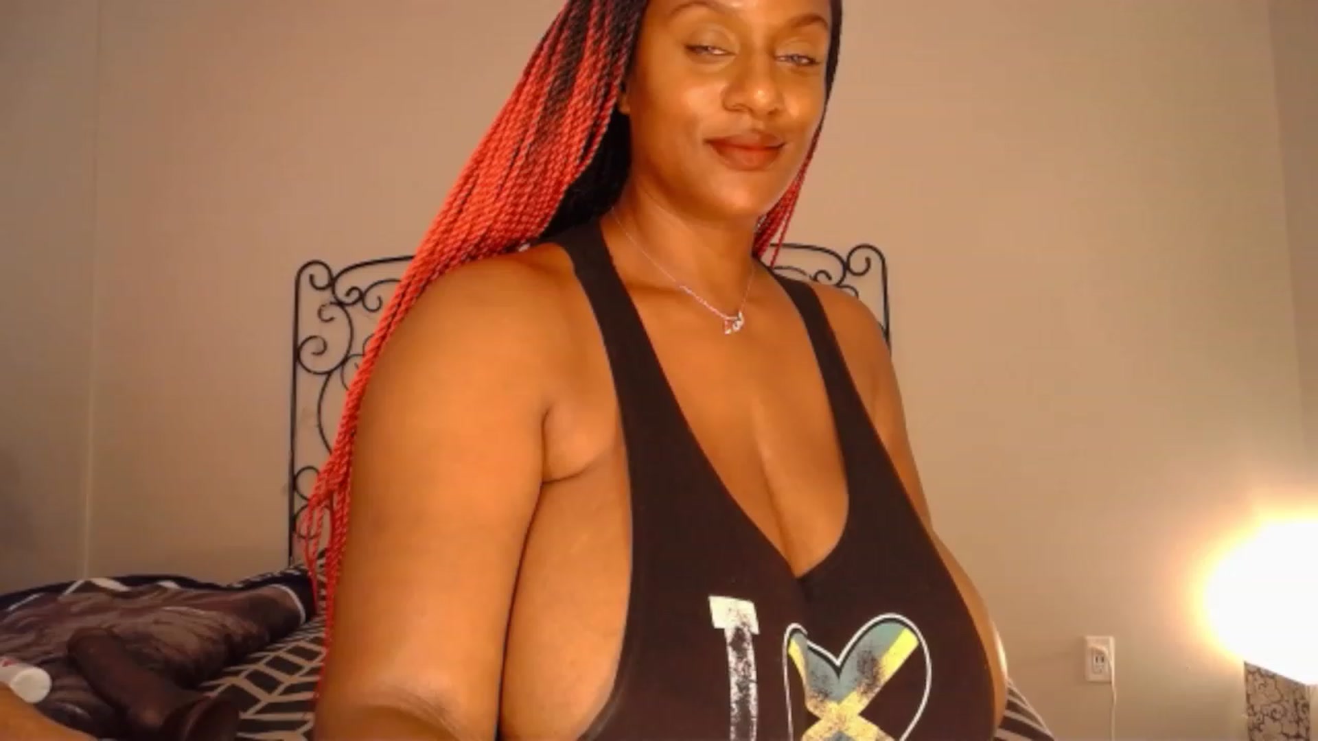 Gallery image thumbnail from TheIconicGirl's myfreecams stream on, 09/23/2023, 20:19 image 13 of 20