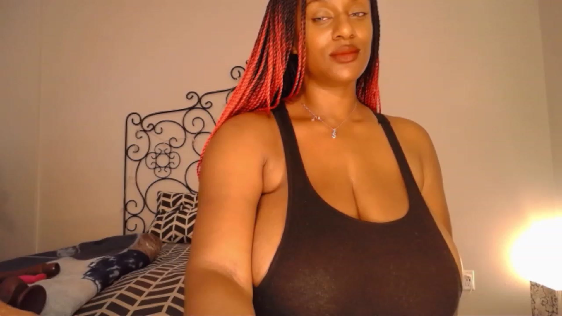Gallery image thumbnail from TheIconicGirl's myfreecams stream on, 09/26/2023, 17:54 image 18 of 20