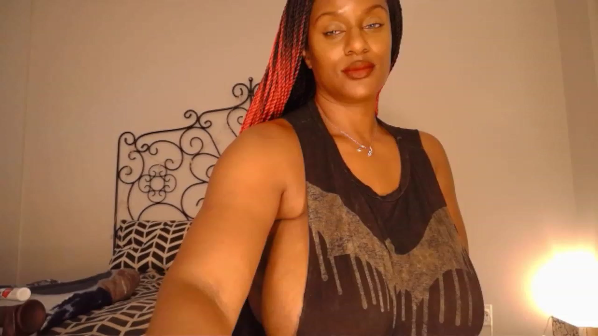 Gallery image thumbnail from TheIconicGirl's myfreecams stream on, 09/28/2023, 16:01 image 7 of 20