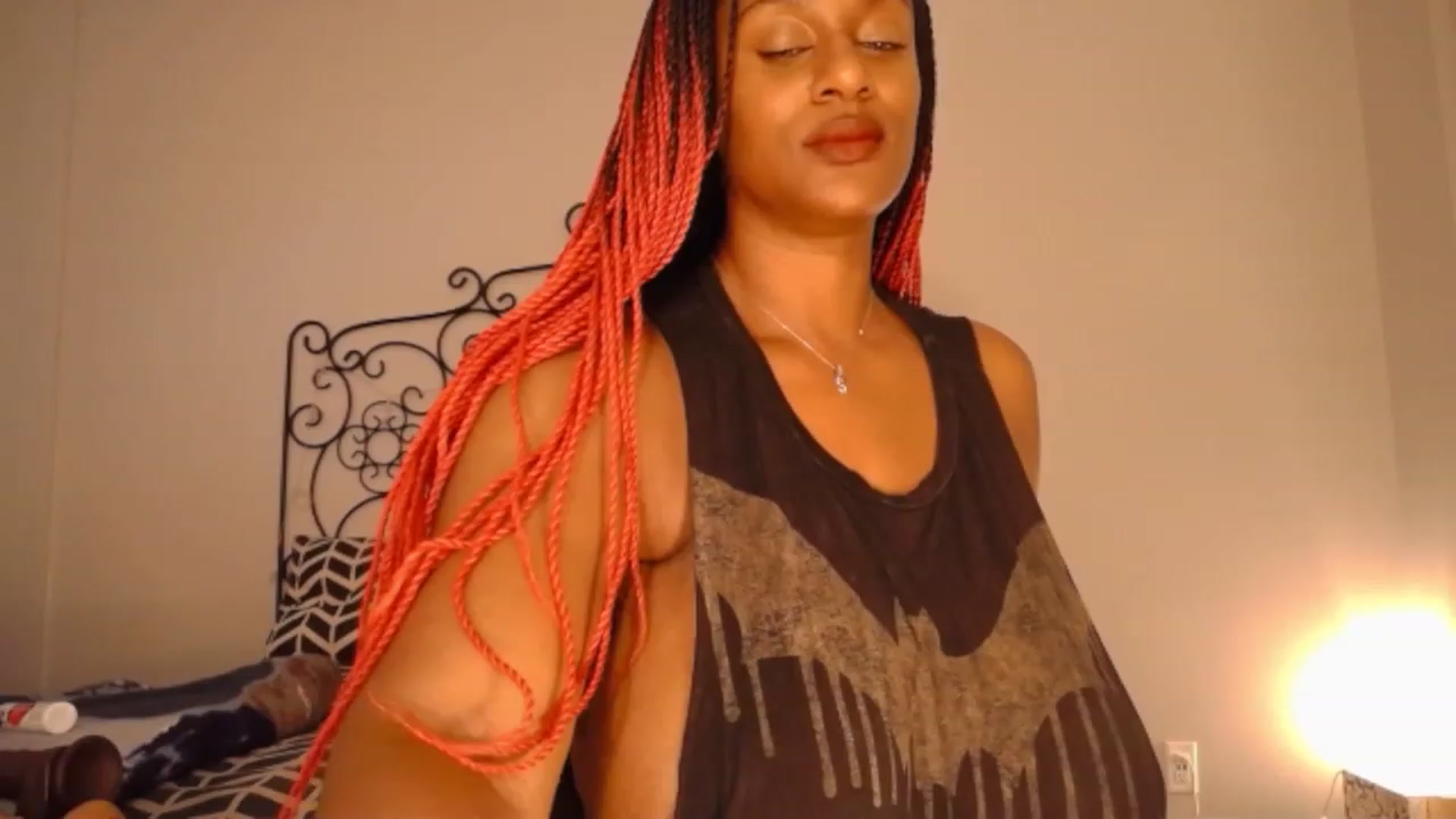 Gallery image thumbnail from TheIconicGirl's myfreecams stream on, 09/28/2023, 17:04 image 9 of 20
