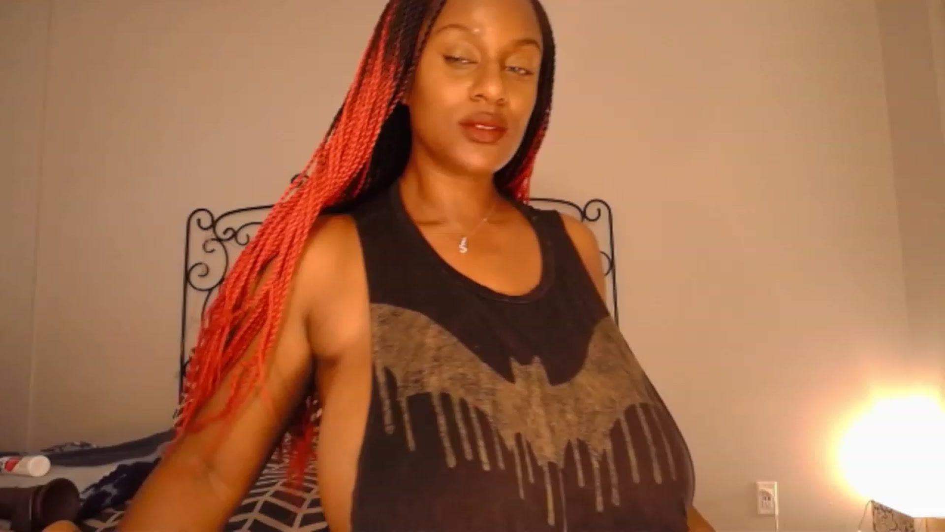 Gallery image thumbnail from TheIconicGirl's myfreecams stream on, 09/28/2023, 17:04 image 10 of 20