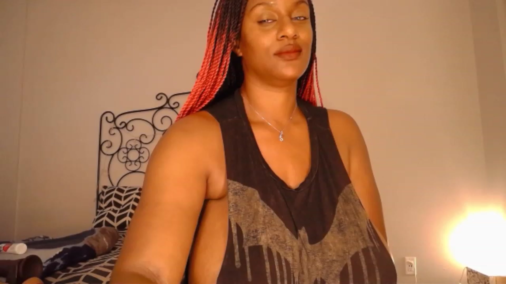 Gallery image thumbnail from TheIconicGirl's myfreecams stream on, 09/28/2023, 17:04 image 2 of 20