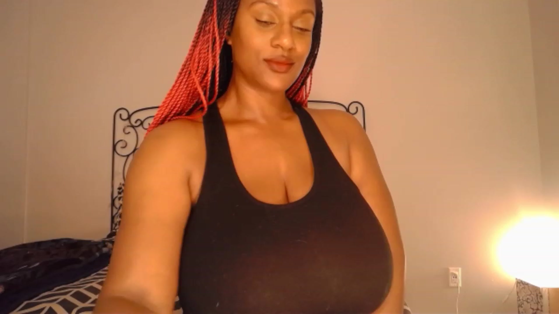 Gallery image thumbnail from TheIconicGirl's myfreecams stream on, 10/15/2023, 16:56 image 20 of 20