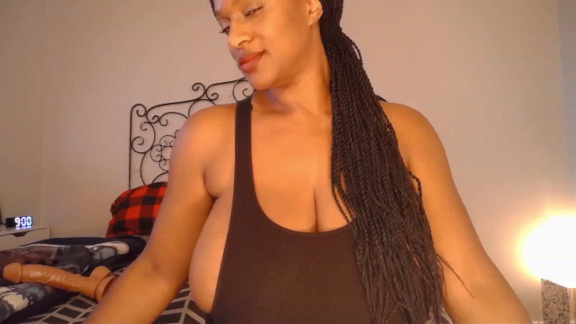 Gallery image thumbnail from TheIconicGirl's myfreecams stream on, 12/03/2023, 14:03 image 20 of 20