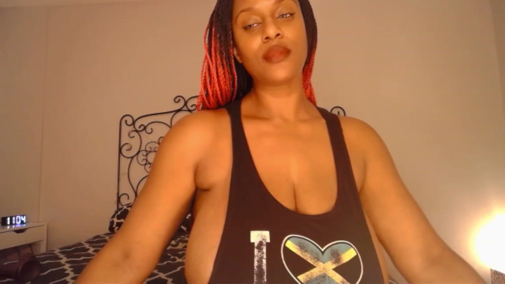 Gallery image thumbnail from TheIconicGirl's myfreecams stream on, 02/11/2024, 16:38 image 2 of 20