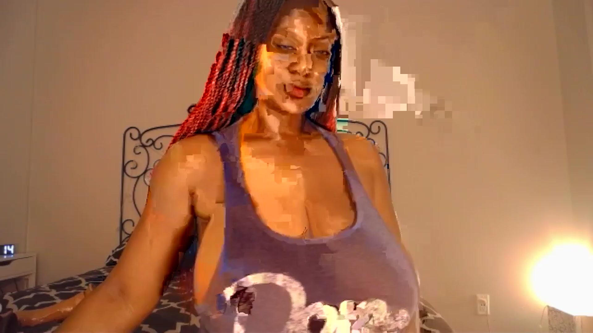 Gallery image thumbnail from TheIconicGirl's myfreecams stream on, 03/29/2024, 14:31 image 4 of 20