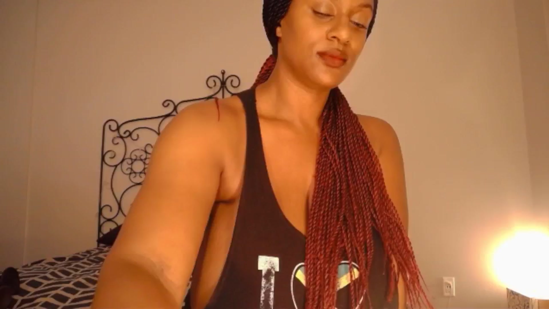 Gallery image thumbnail from TheIconicGirl's myfreecams stream on, 09/09/2024, 17:07 image 2 of 20