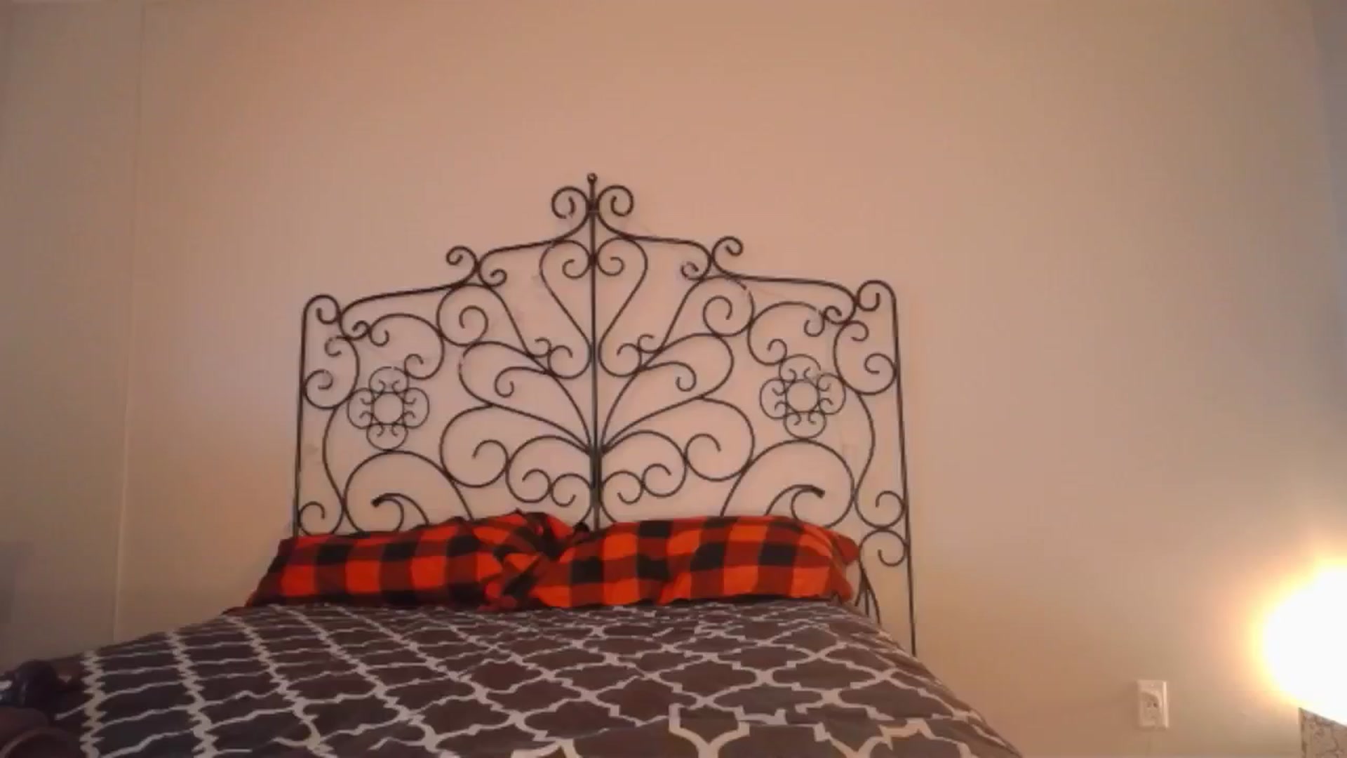 Gallery image thumbnail from TheIconicGirl's myfreecams stream on, 12/29/2024, 18:47 image 1 of 20