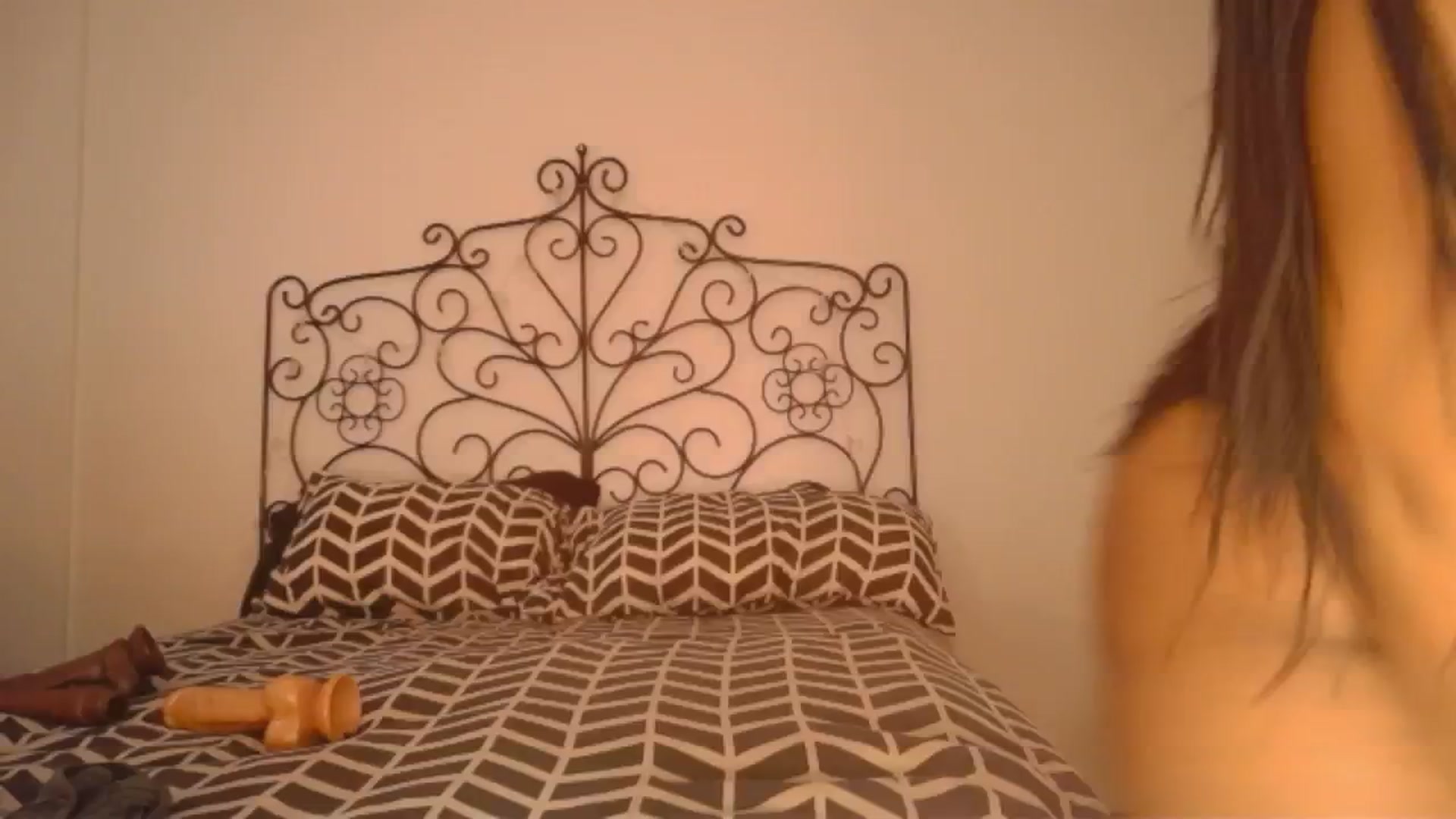 Gallery image thumbnail from TheIconicGirl's myfreecams stream on, 02/23/2025, 17:44 image 2 of 20