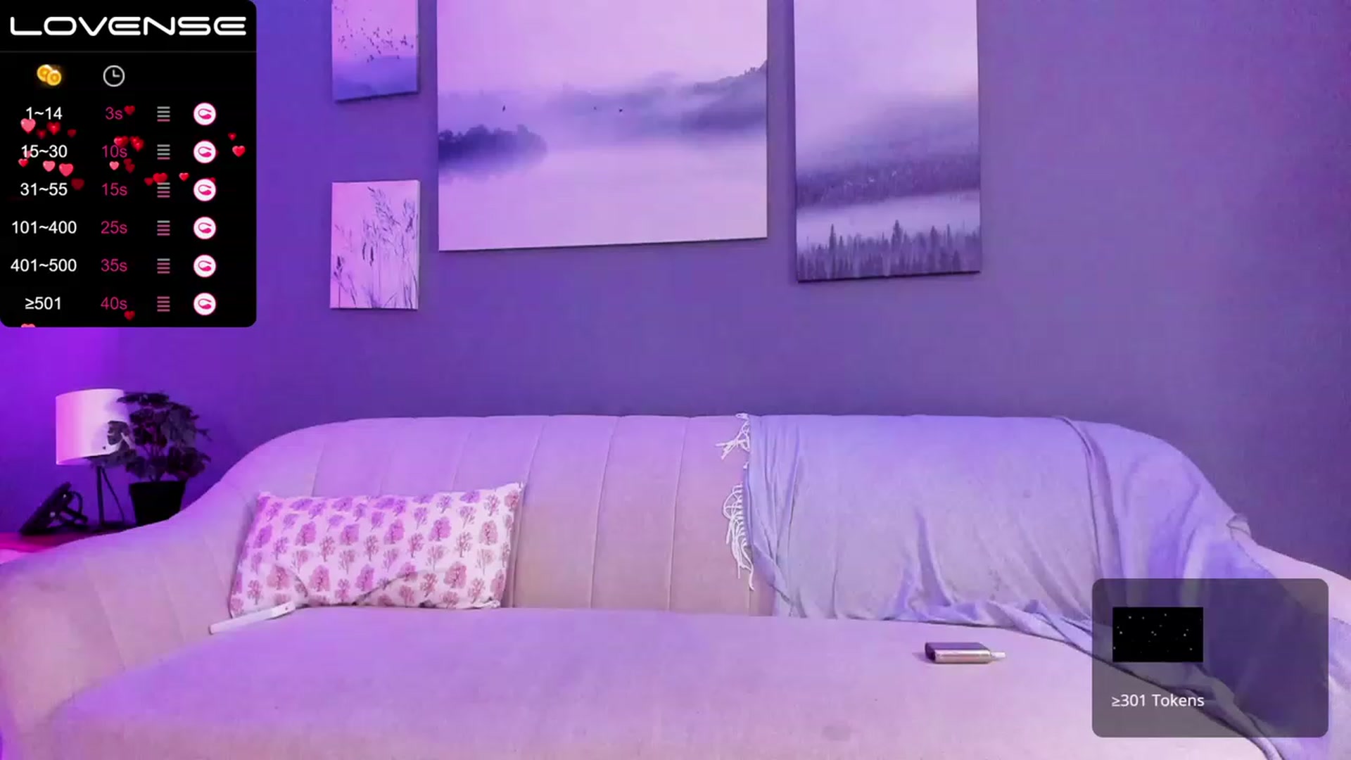 Gallery image thumbnail from TheJoyShow's myfreecams stream on, 12/21/2022, 09:08 image 9 of 20