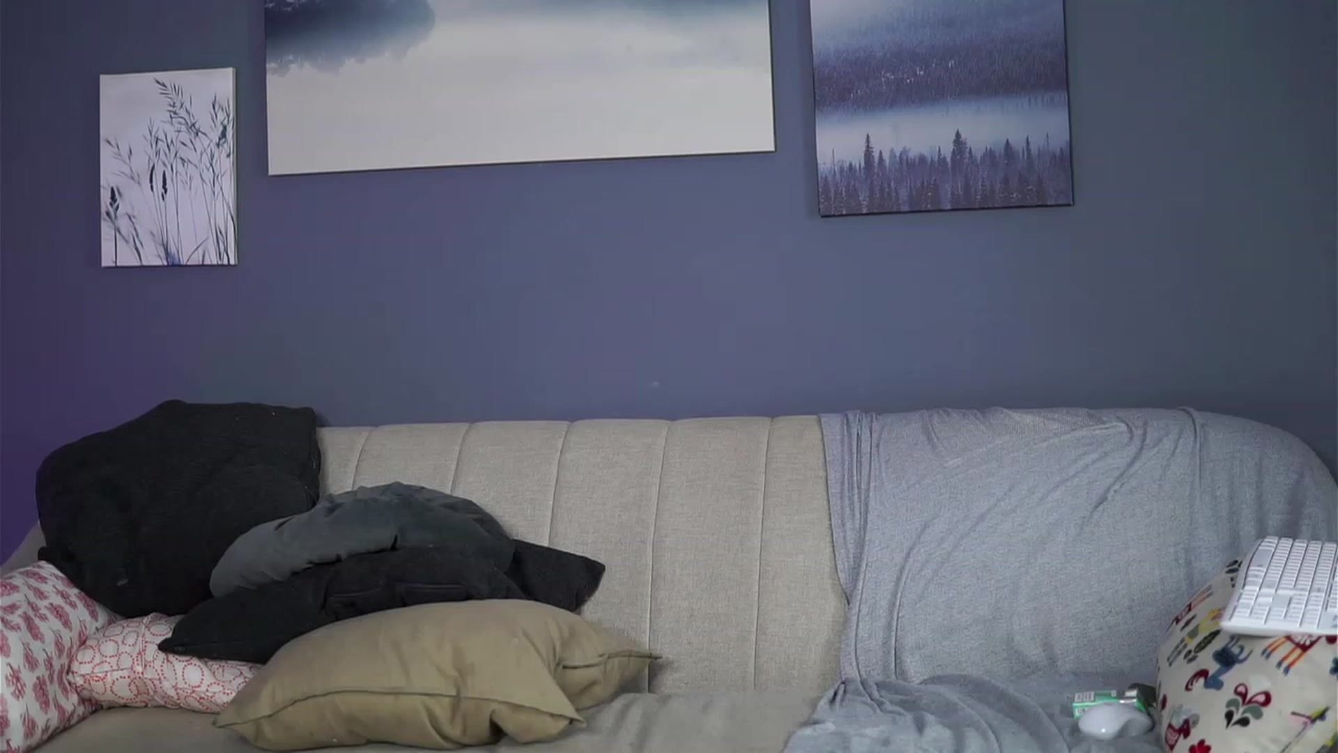 Gallery image thumbnail from TheJoyShow's myfreecams stream on, 12/31/2022, 04:50 image 5 of 20