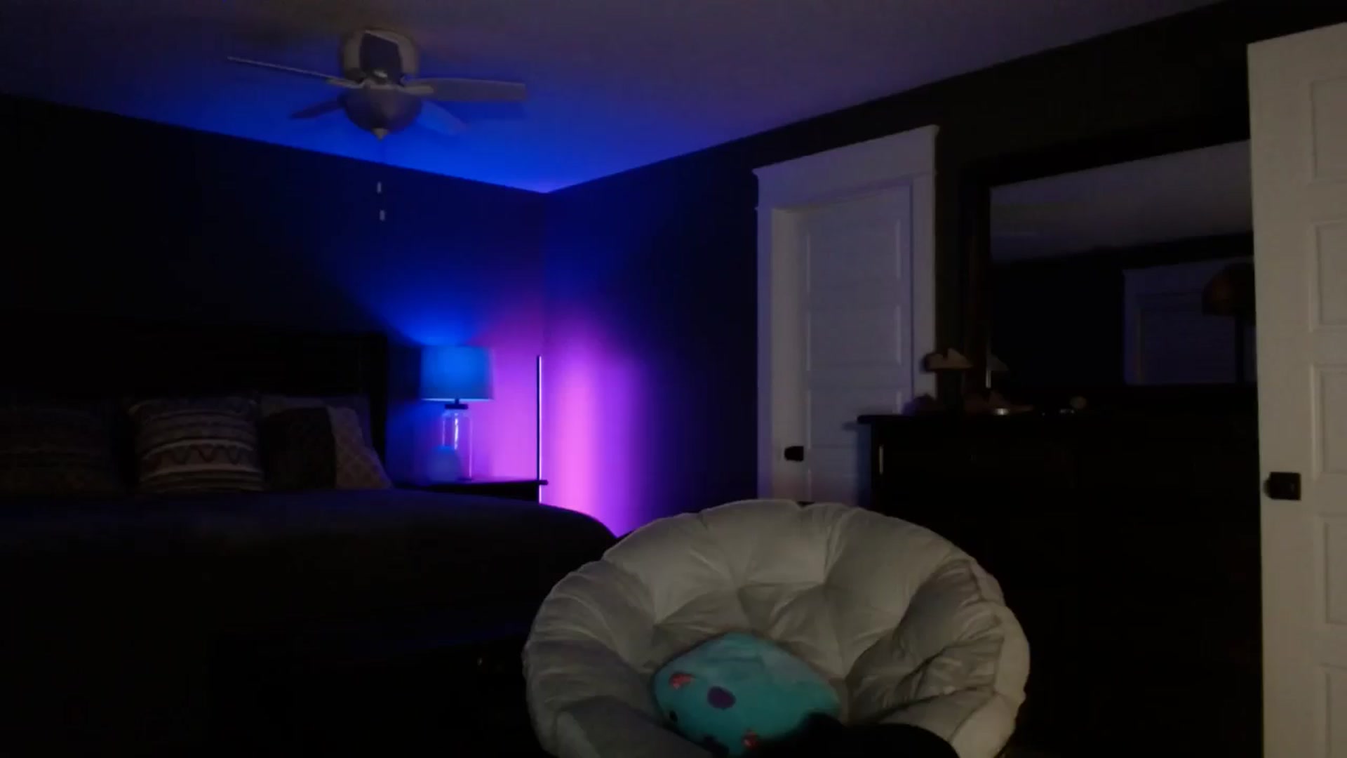 Gallery image thumbnail from TheKissKara's myfreecams stream on, 08/12/2025, 03:05 image 10 of 20