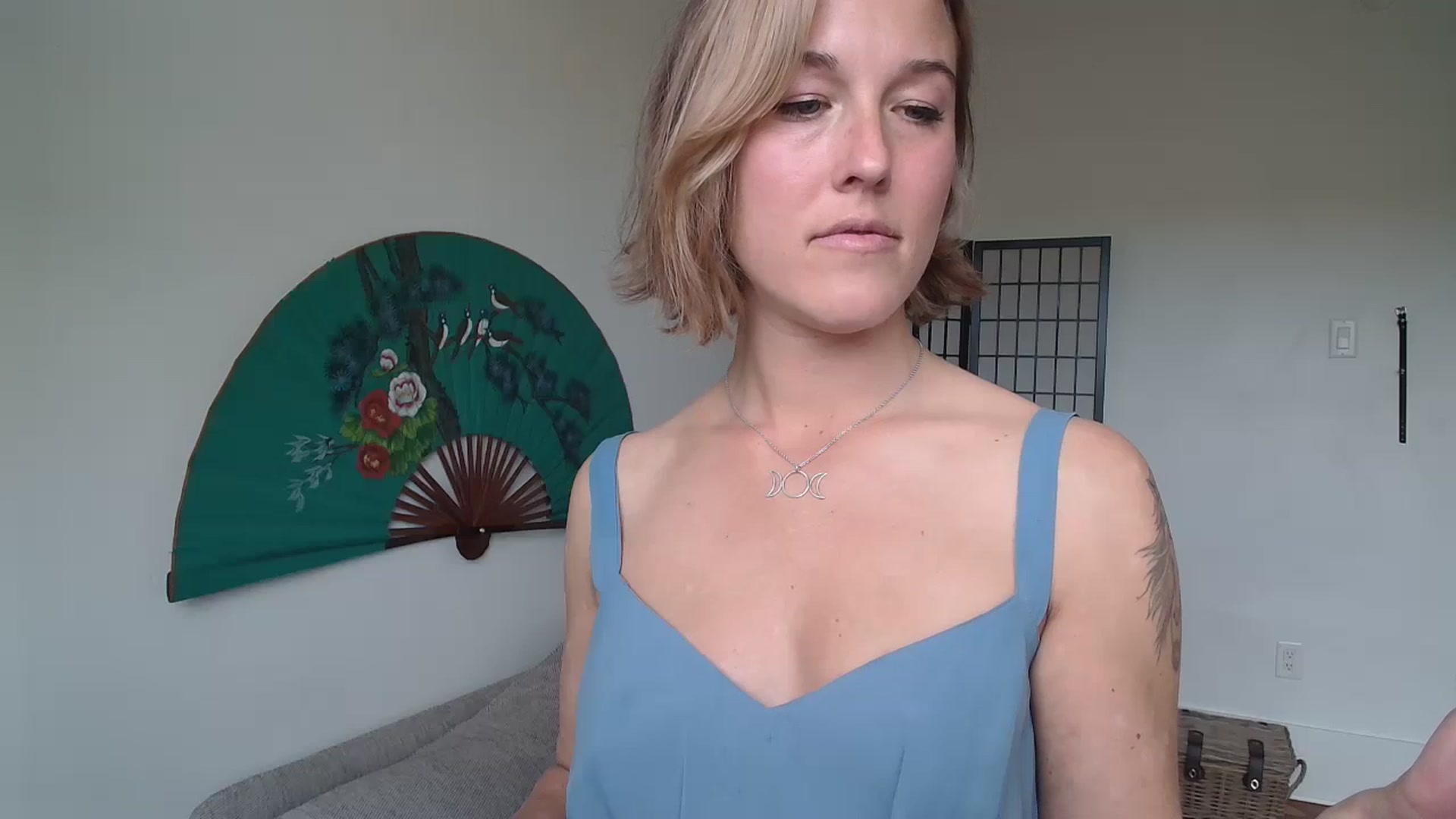 Gallery image thumbnail from TheMaytrix's myfreecams stream on, 05/20/2024, 23:34 image 7 of 20