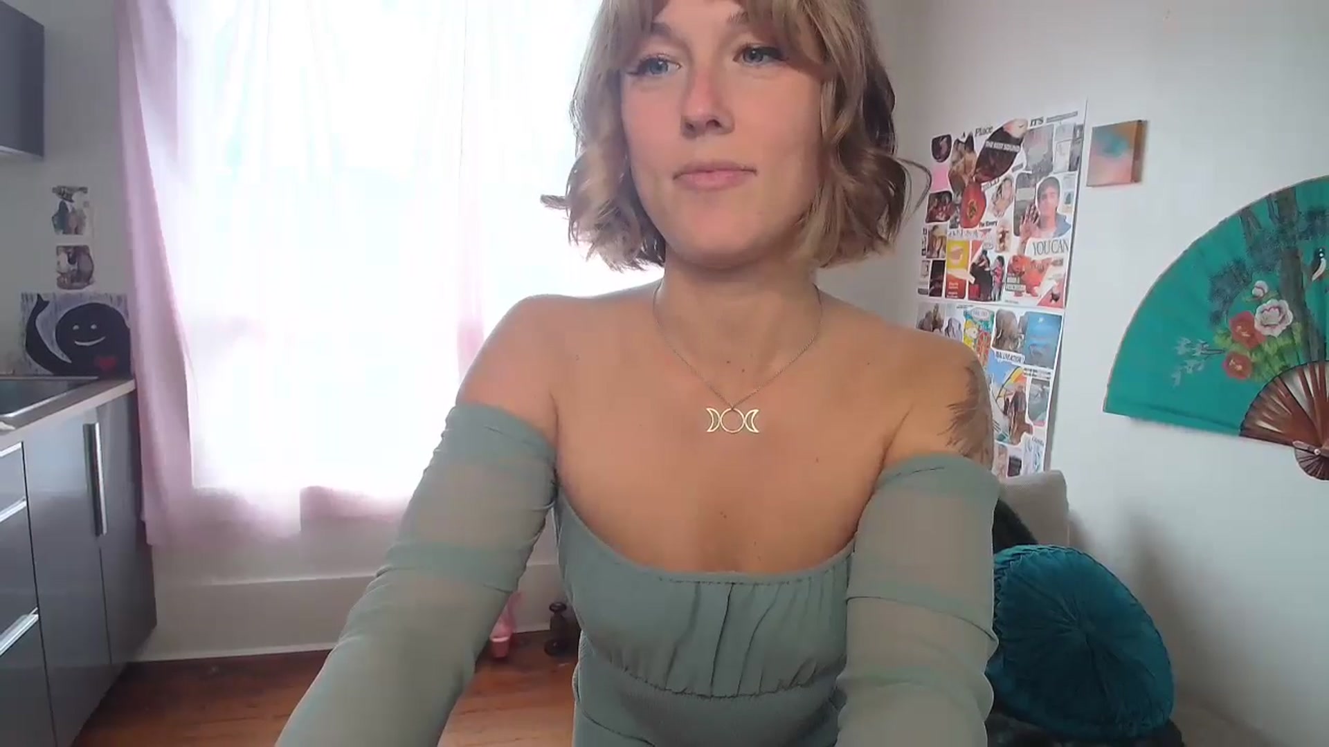 Gallery image thumbnail from TheMaytrix's myfreecams stream on, 06/03/2024, 15:53 image 2 of 20