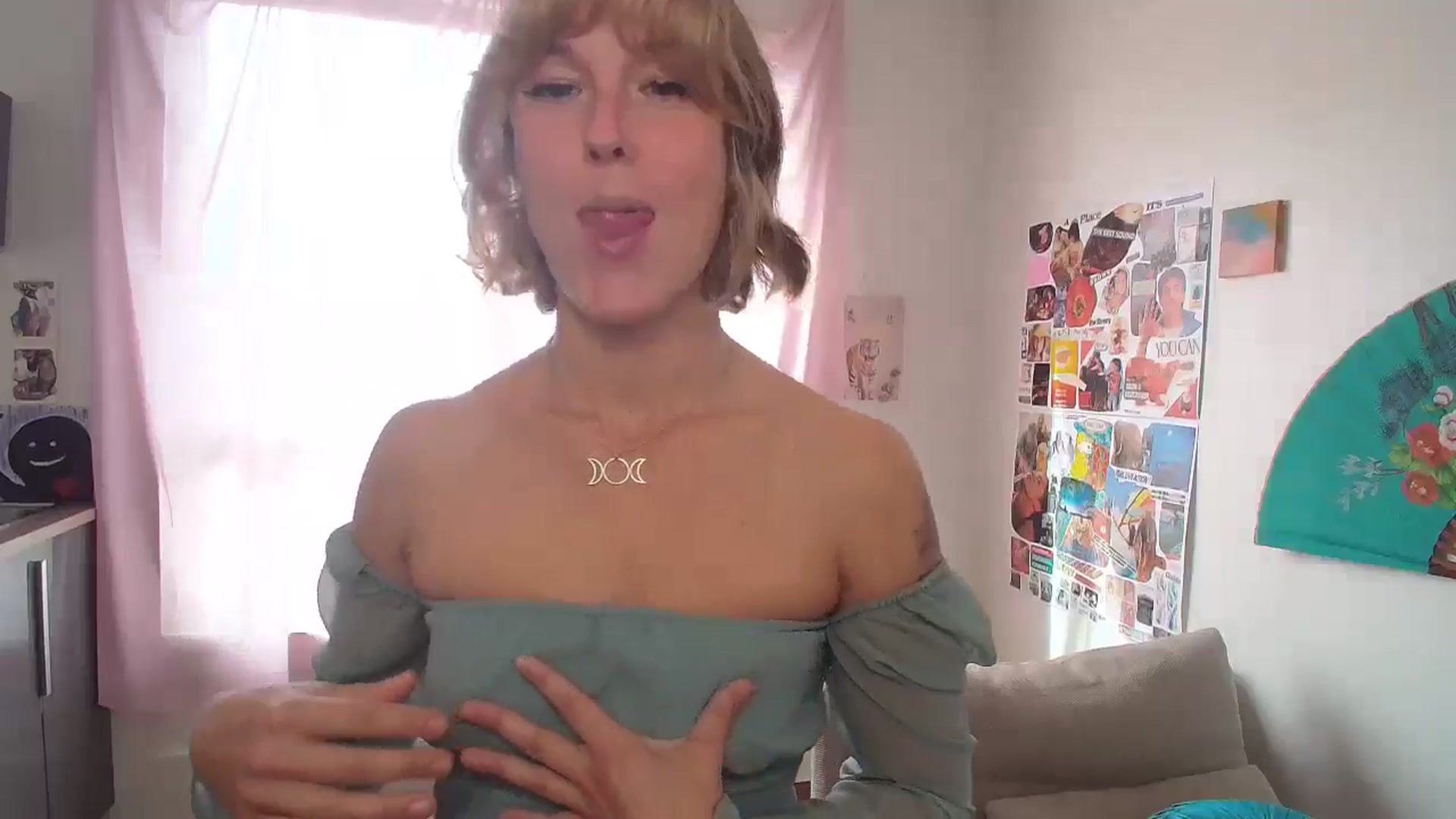 Gallery image thumbnail from TheMaytrix's myfreecams stream on, 06/03/2024, 16:35 image 8 of 20