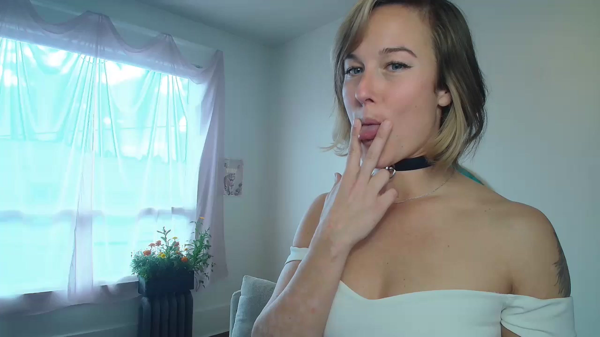 Gallery image thumbnail from TheMaytrix's myfreecams stream on, 06/05/2024, 19:39 image 15 of 20